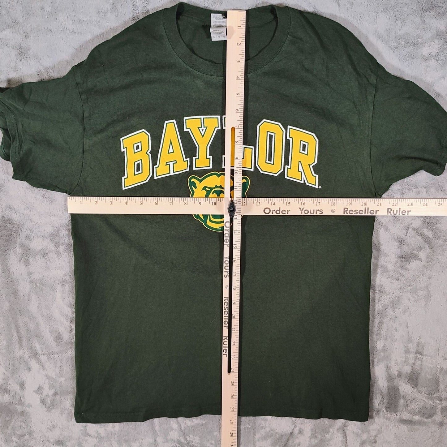 Gildan Heavy Cotton Baylor Bears Marshall 25 Green Graphic T-Shirt (Large)