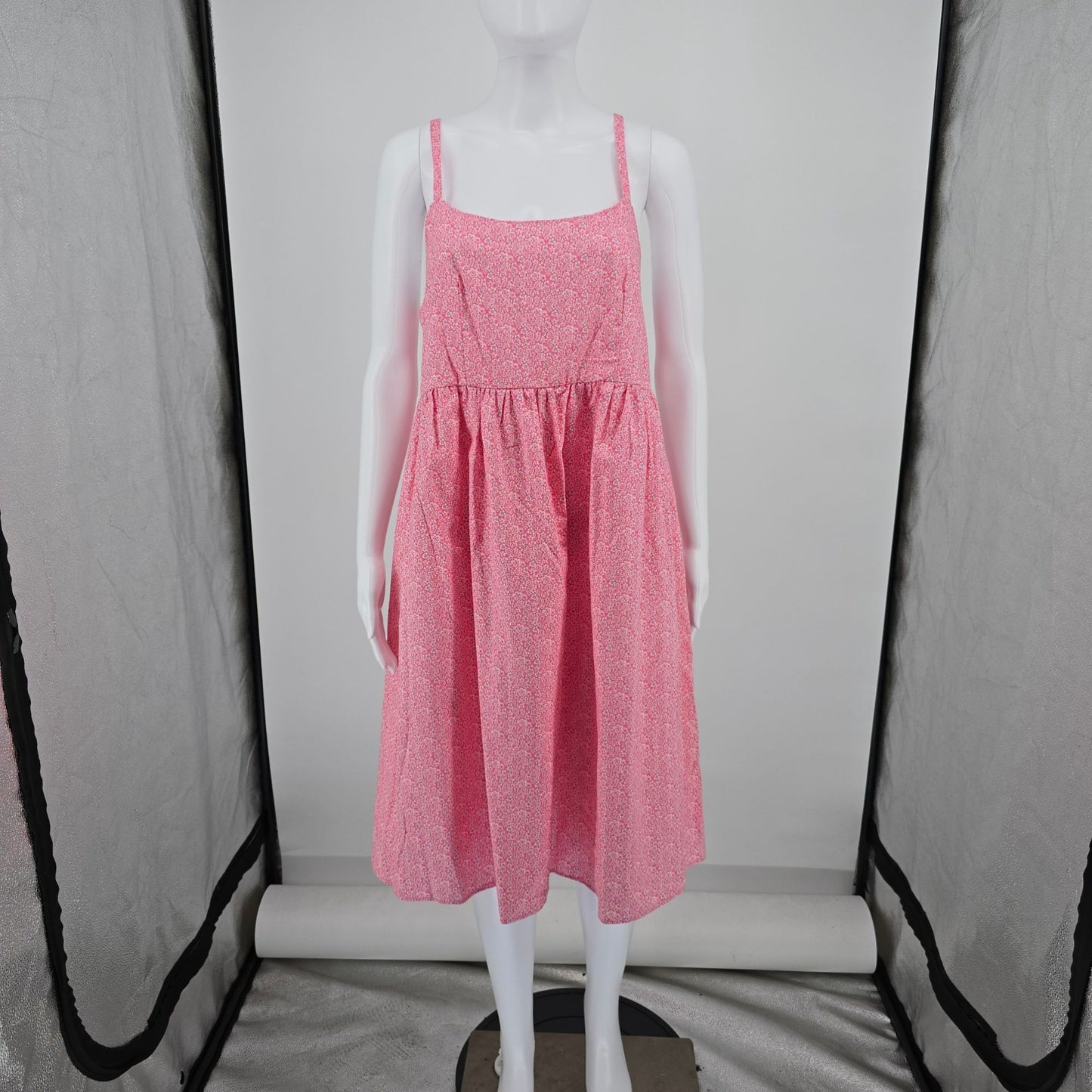 Vintage 1970s Pink Floral Sleeveless Spaghetti Strap Prairie Sundress (S/M)
