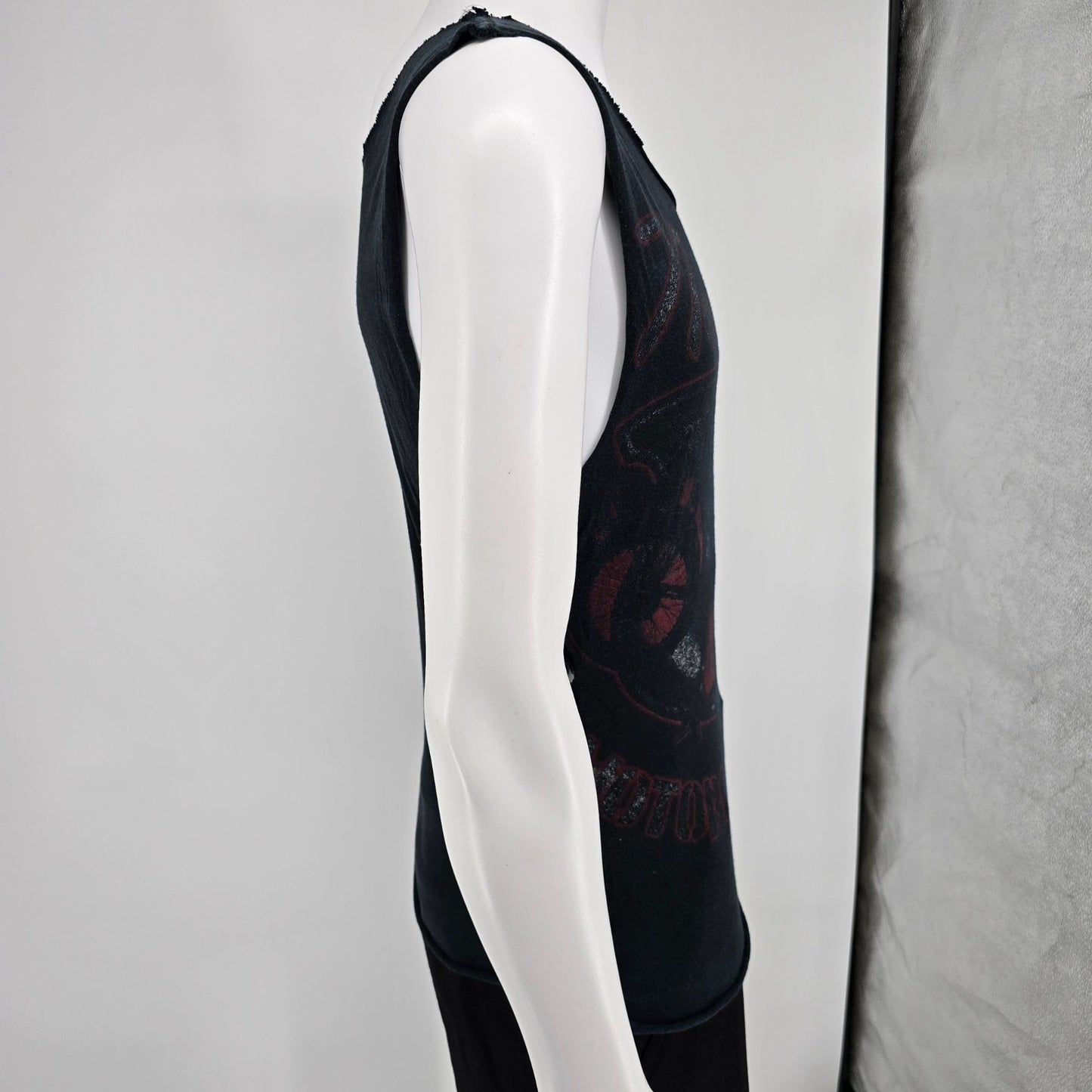 Distressed 2010s New York Motorcycle Club DIY Knotted Side Cut Tank Top (XS/S)