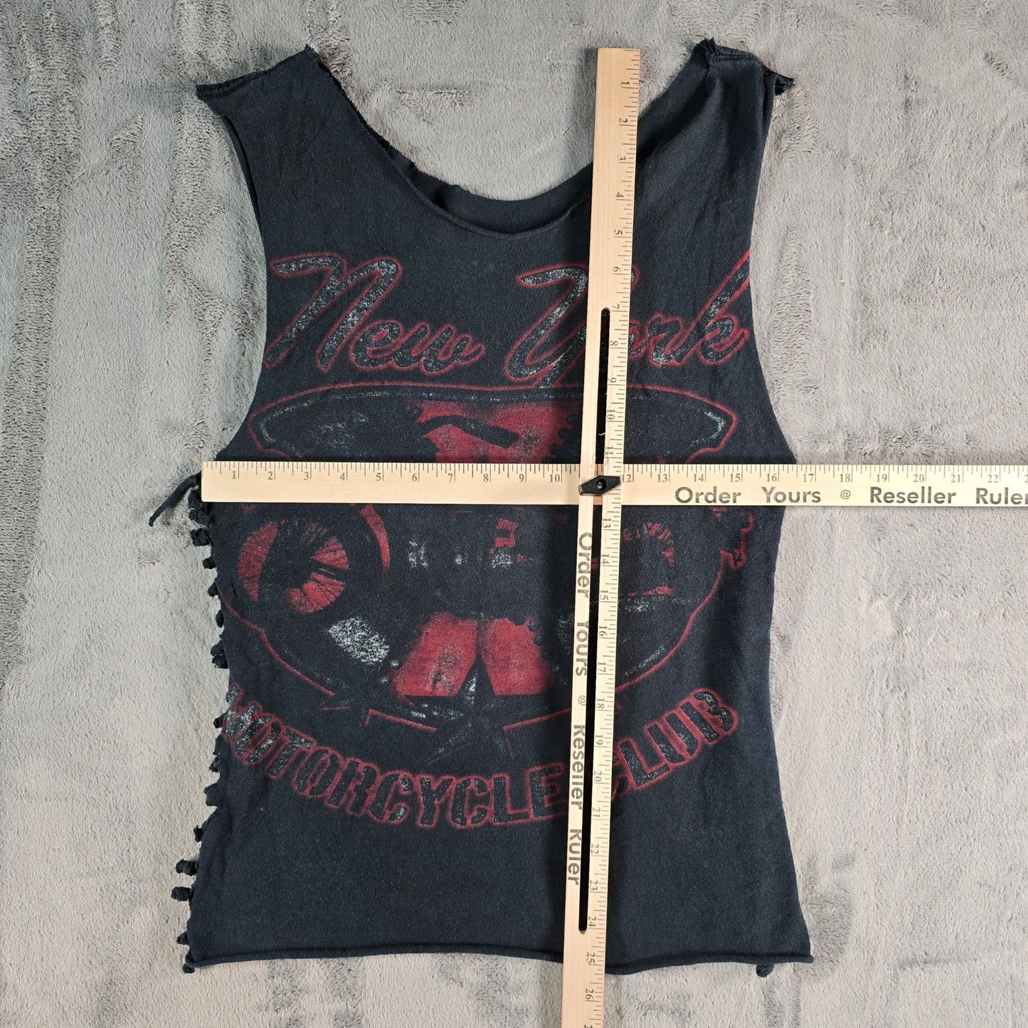 Distressed 2010s New York Motorcycle Club DIY Knotted Side Cut Tank Top (XS/S)