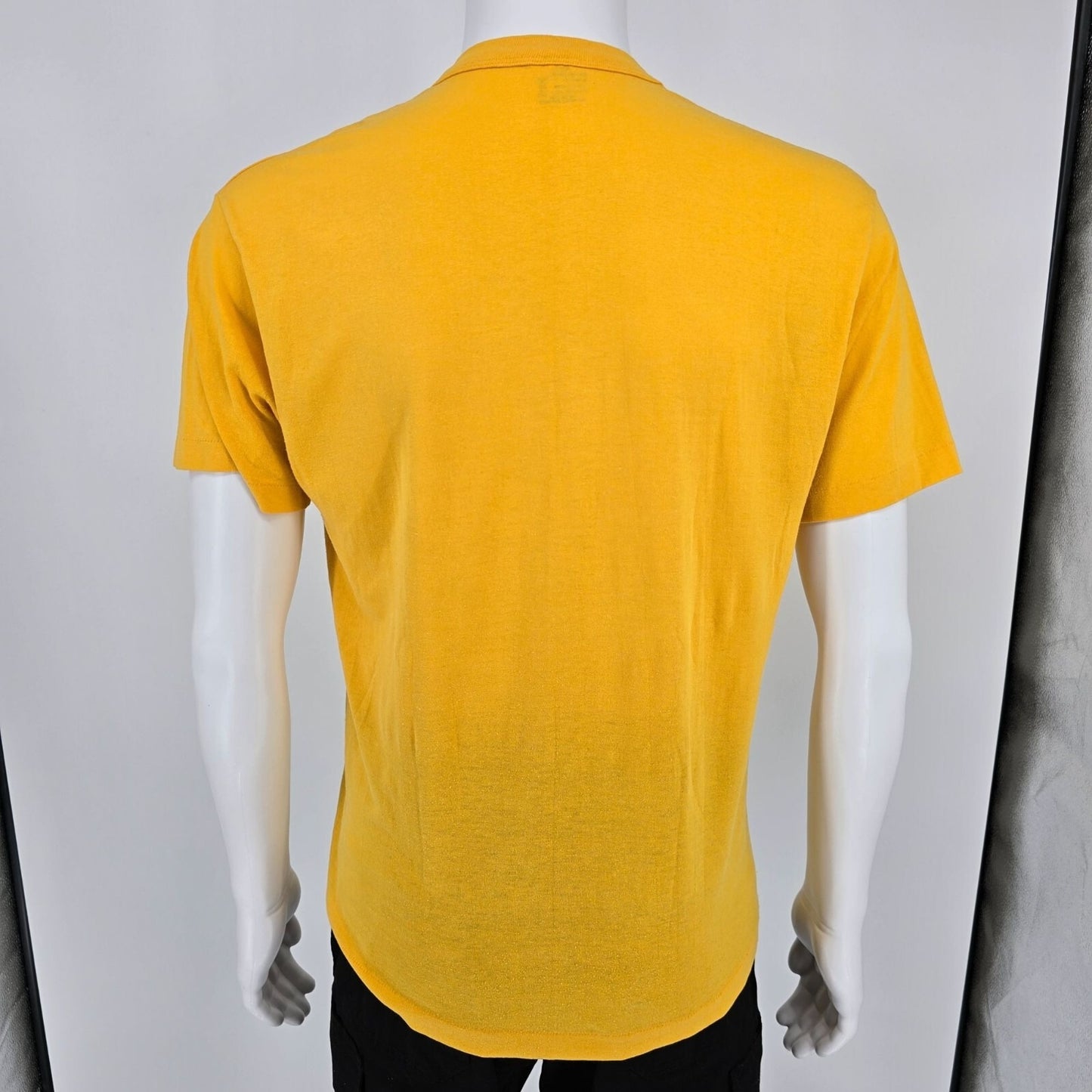 Vintage 1988 Dayton Daily News River Run XI Autographed Yellow T-Shirt (M)