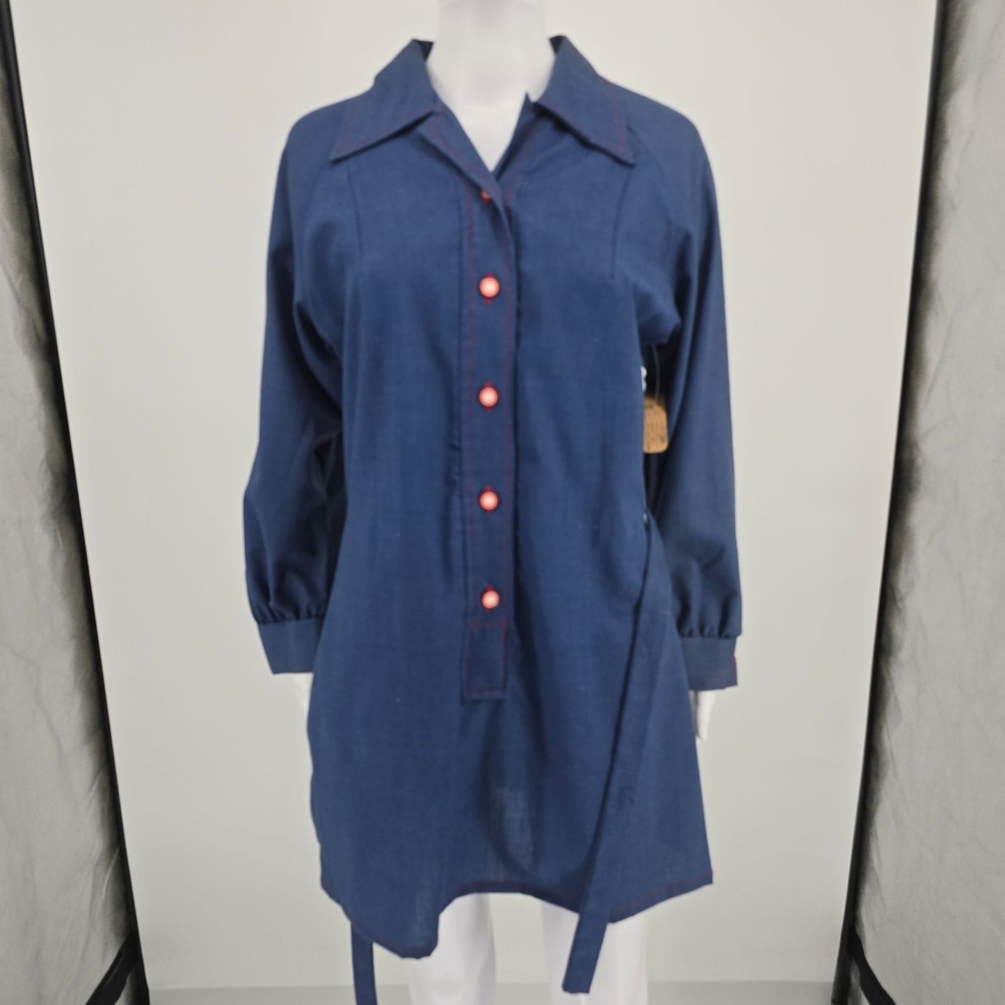Vintage 1970s Helen Hensley Blue Chambray Popover Tunic Mini Shirt Dress (12/L)