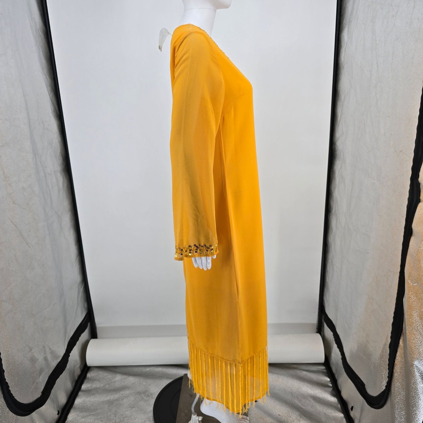 Vintage Y2K Just Class Marigold Flapper Revival Fringe Hem Shift Dress (8/M)
