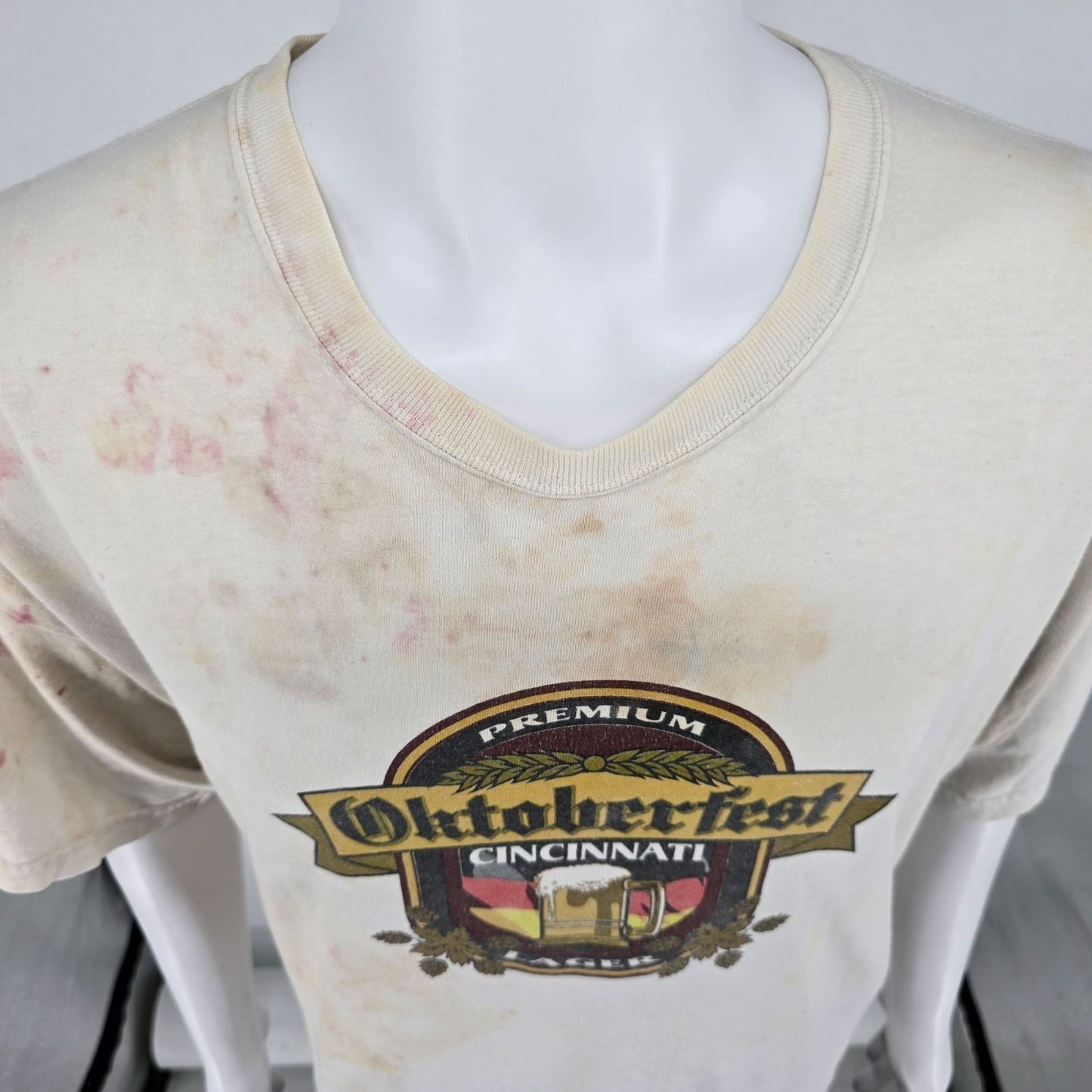 Thrashed Early 2010s Gildan Cincinnati Oktoberfest Premium Lager T-Shirt (2XL)