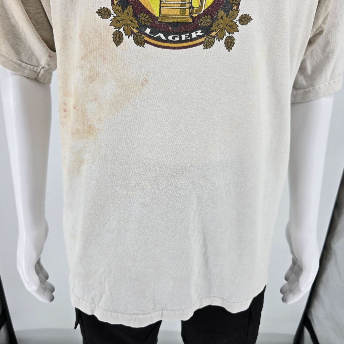 Thrashed Early 2010s Gildan Cincinnati Oktoberfest Premium Lager T-Shirt (2XL)
