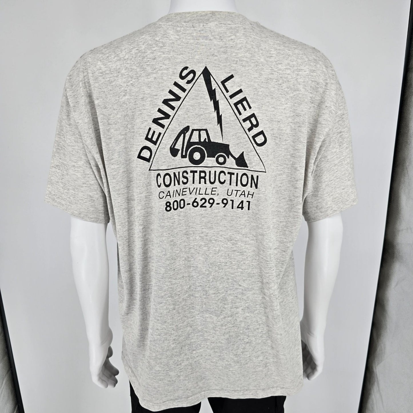 Vintage 1990s Hanes Dennis Lierd Construction Caineville, Utah T-Shirt (XL)