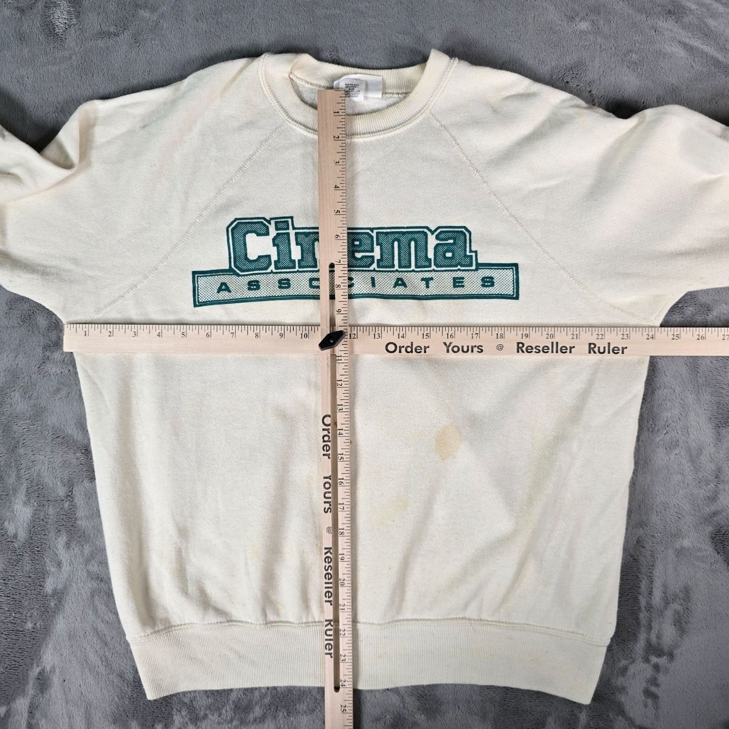 Vintage 1980s Bassett-Walker Cinema Associates Box Fit Raglan Sweatshirt (XL)