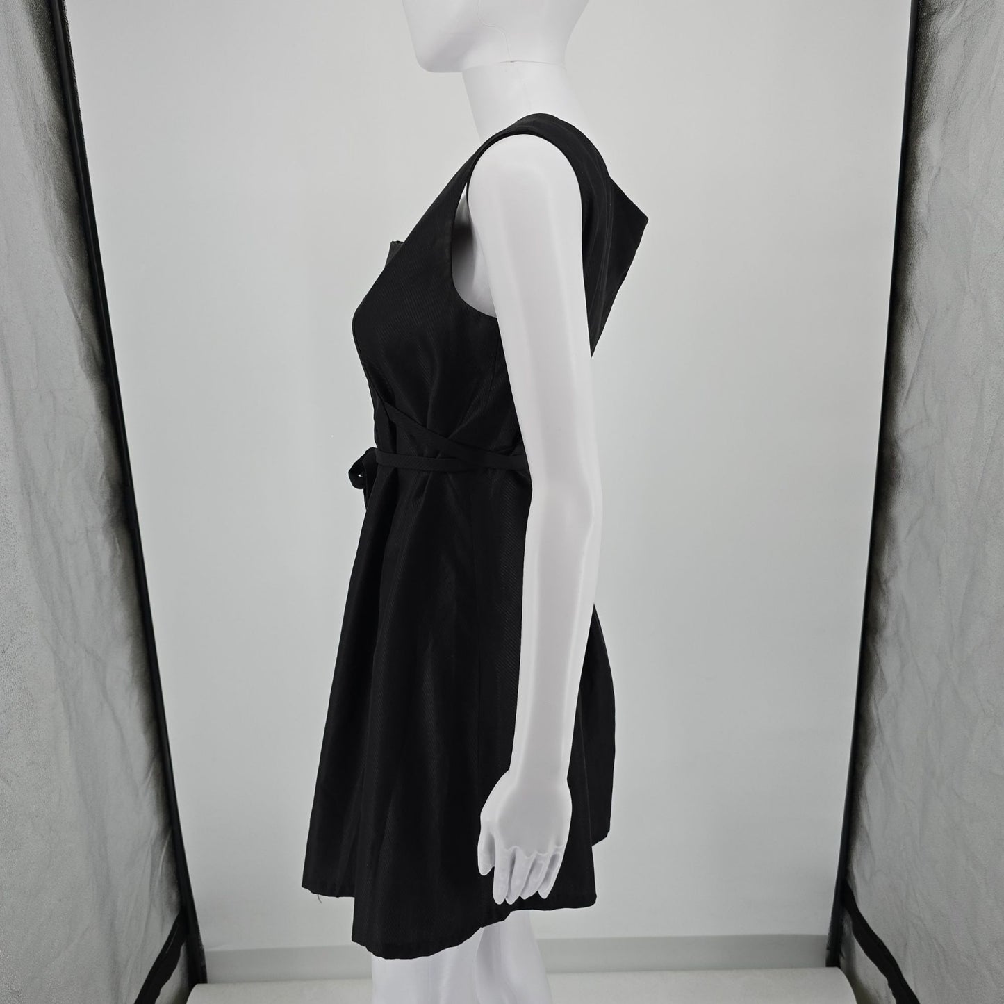 Vintage 1960s Black Sleeveless Square Neck Pleated Babydoll Mini Dress (M)