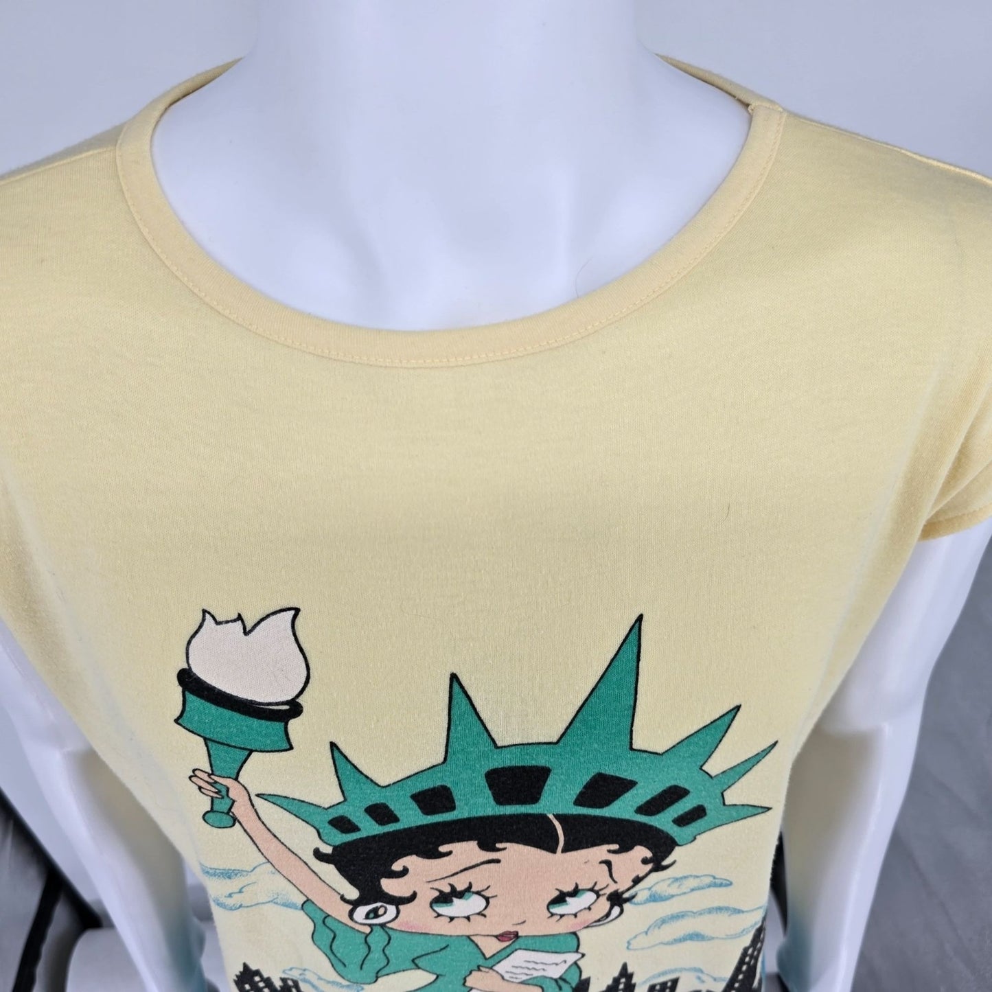 Vintage 1980s B.J. Frog Betty Boop Statute of Liberty All Over Print T-Shirt (L)