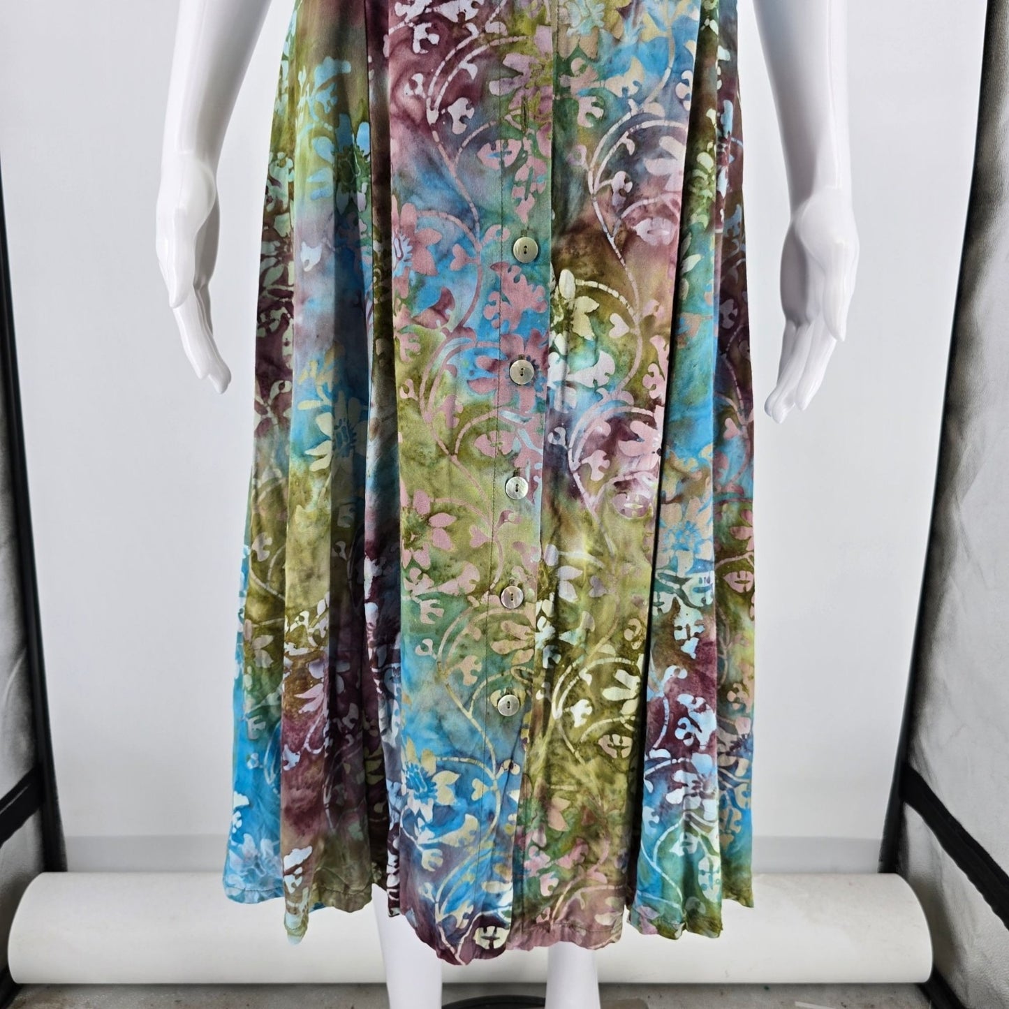 Vintage Y2K Norm Thompson Rayon Batik Button-Front Sleeveless Travel Dress (S)