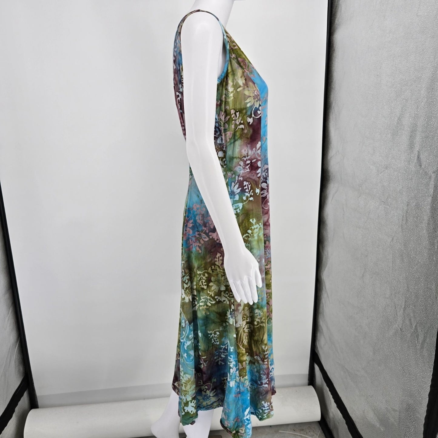 Vintage Y2K Norm Thompson Rayon Batik Button-Front Sleeveless Travel Dress (S)