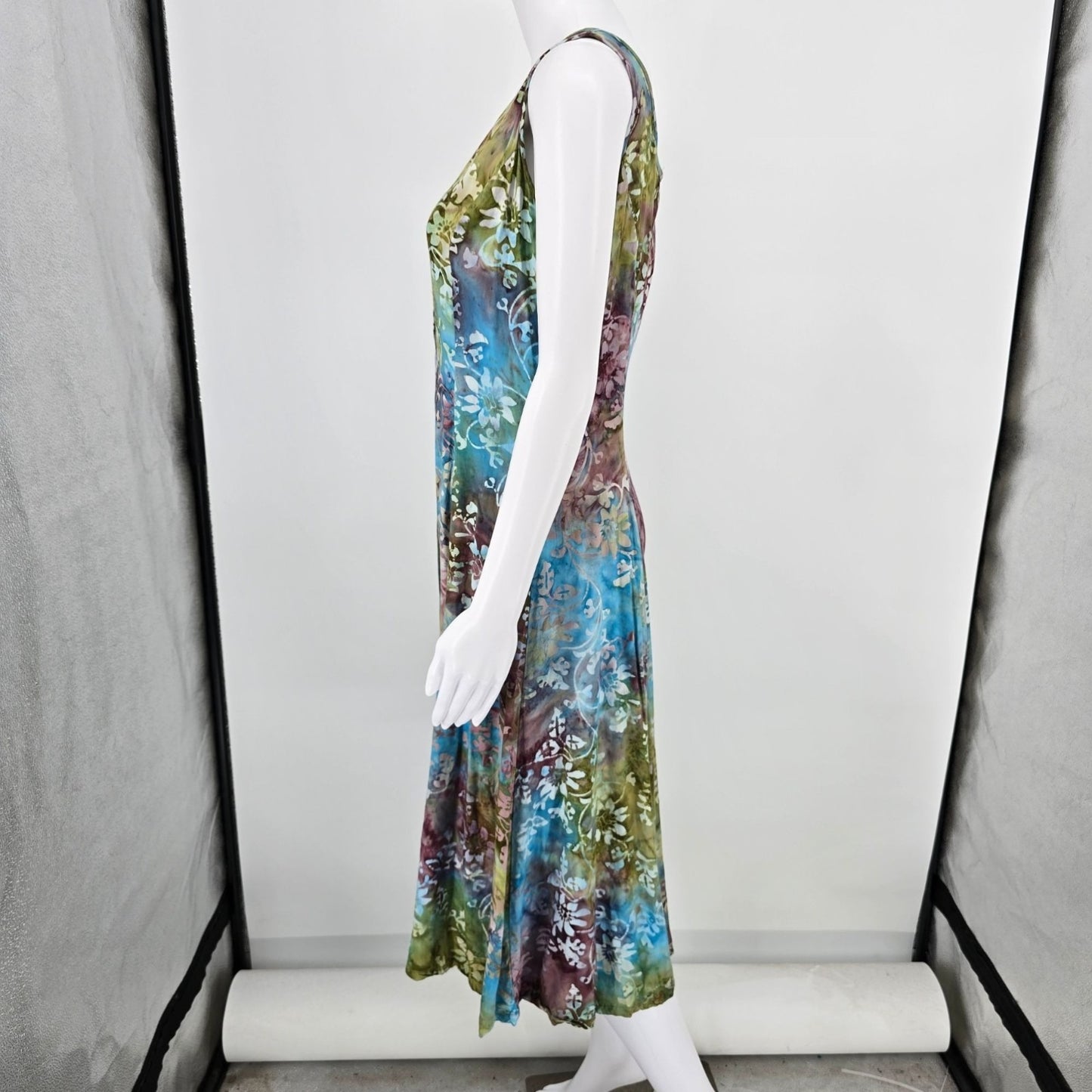 Vintage Y2K Norm Thompson Rayon Batik Button-Front Sleeveless Travel Dress (S)