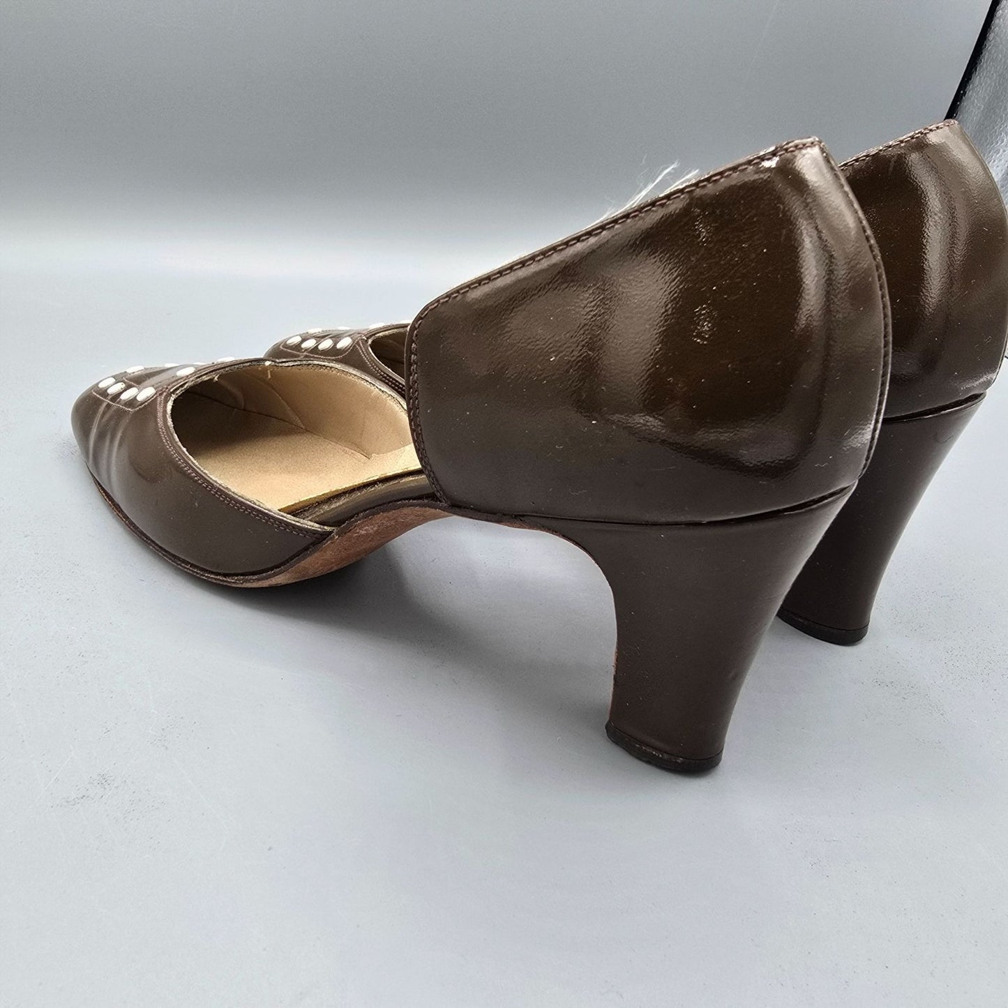 Vintage 1960s Troylings by Seymour Troy Patent d'Orsay Mod Stud Pumps (7.5B)