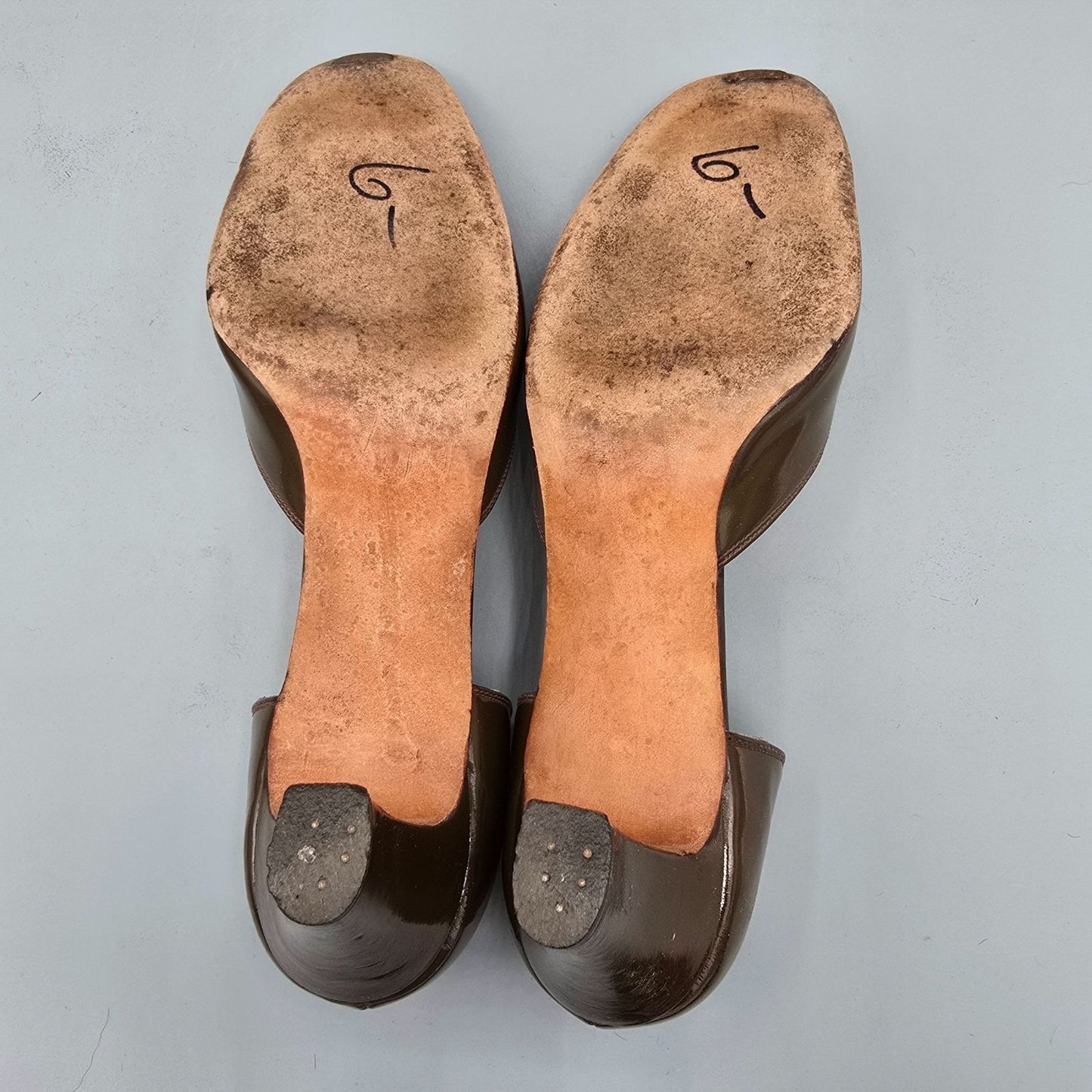 Vintage 1960s Troylings by Seymour Troy Patent d'Orsay Mod Stud Pumps (7.5B)