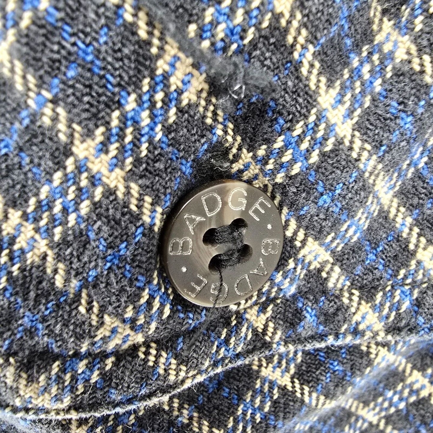Vintage Thrashed 1990s Badge Patchwork Plaid Hooded Cropped Grunge Jacket (L)