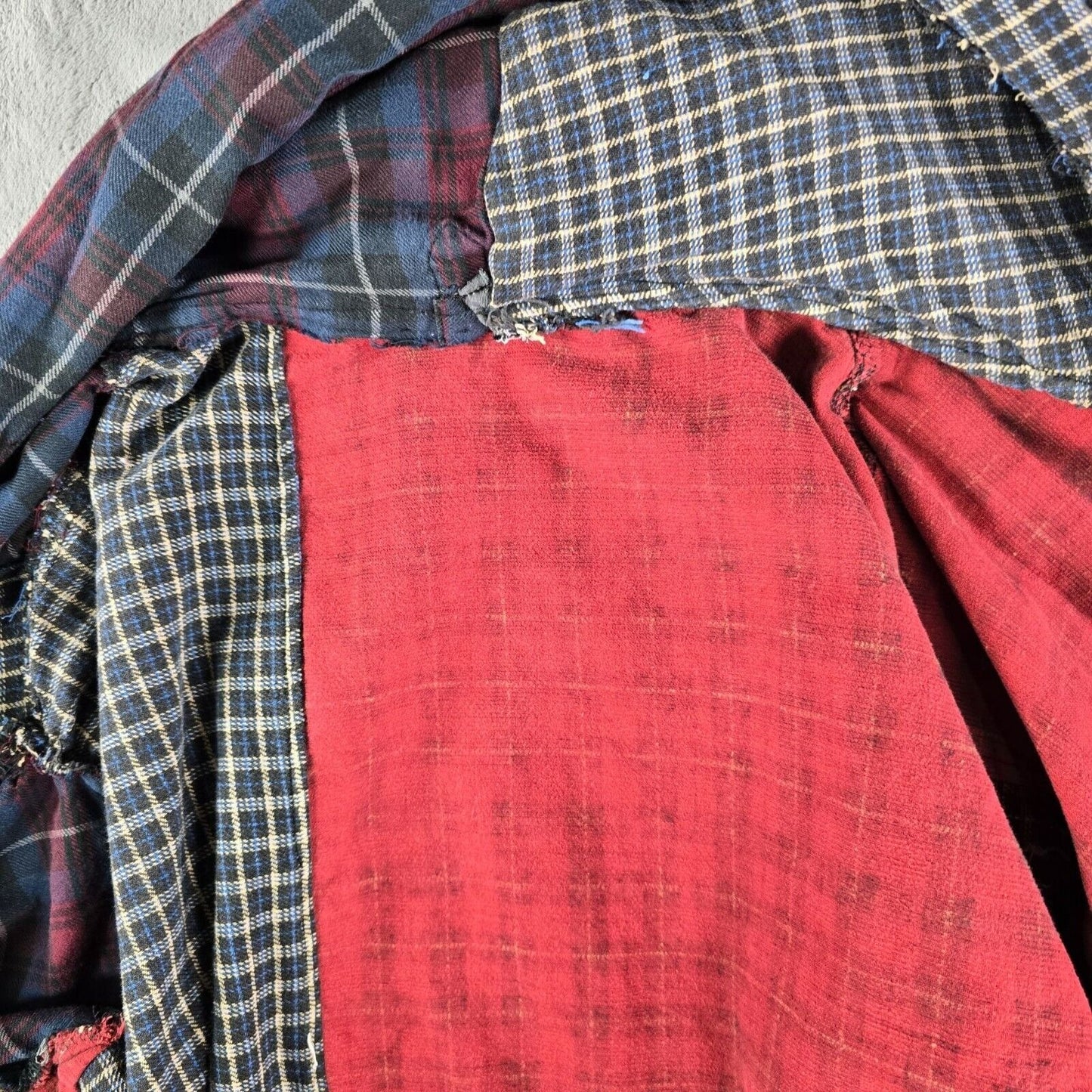 Vintage Thrashed 1990s Badge Patchwork Plaid Hooded Cropped Grunge Jacket (L)