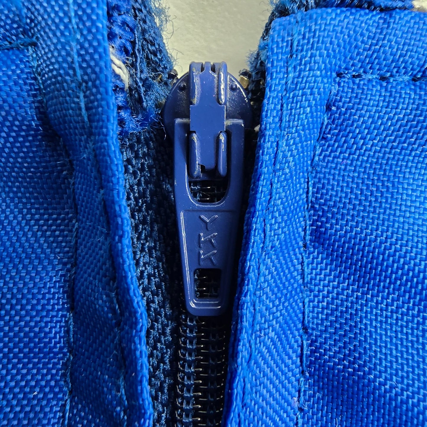 Vintage 1990s Holloway Kentucky Wildcats Nylon Quarter-Zip Pullover Jacket (XL)