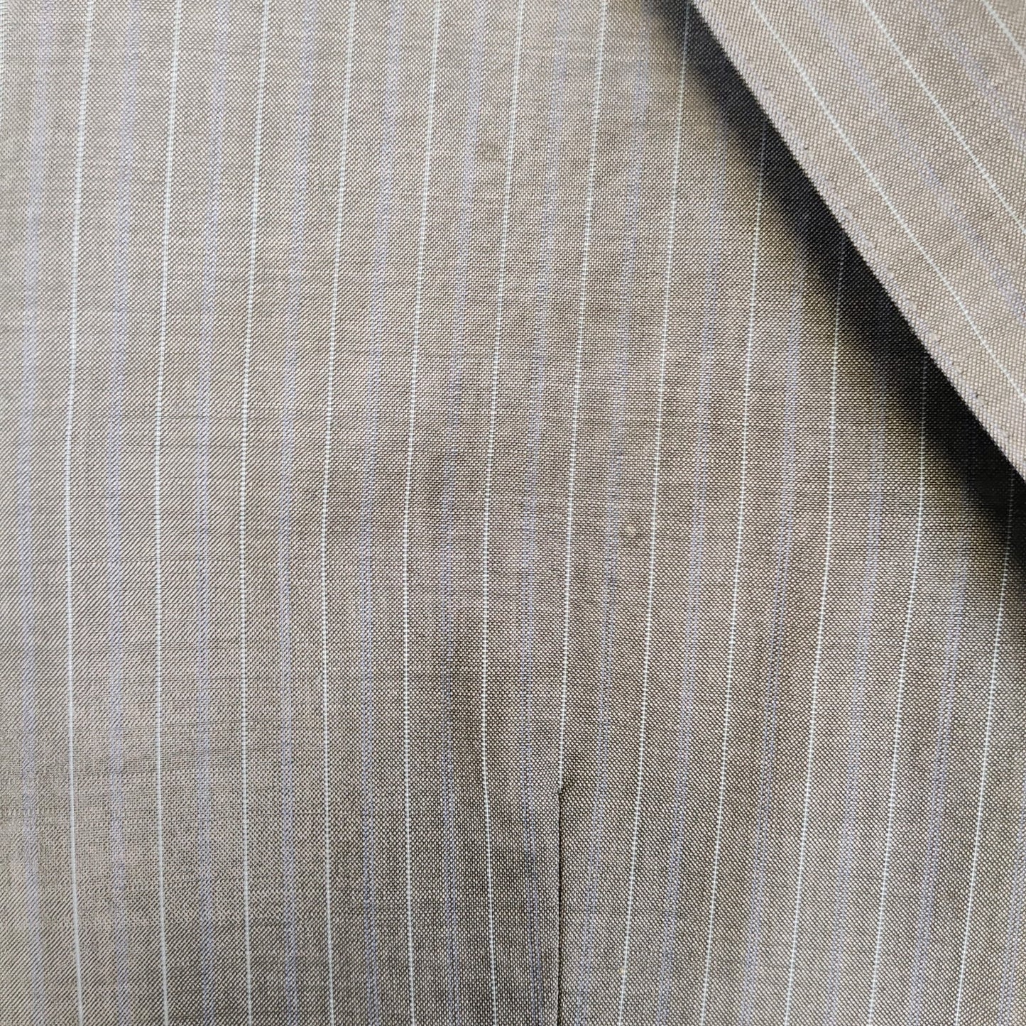 Boss Hugo Boss The James4/Sharp6 Gray with Blue Chalk Stripes Suit Jacket (38R)