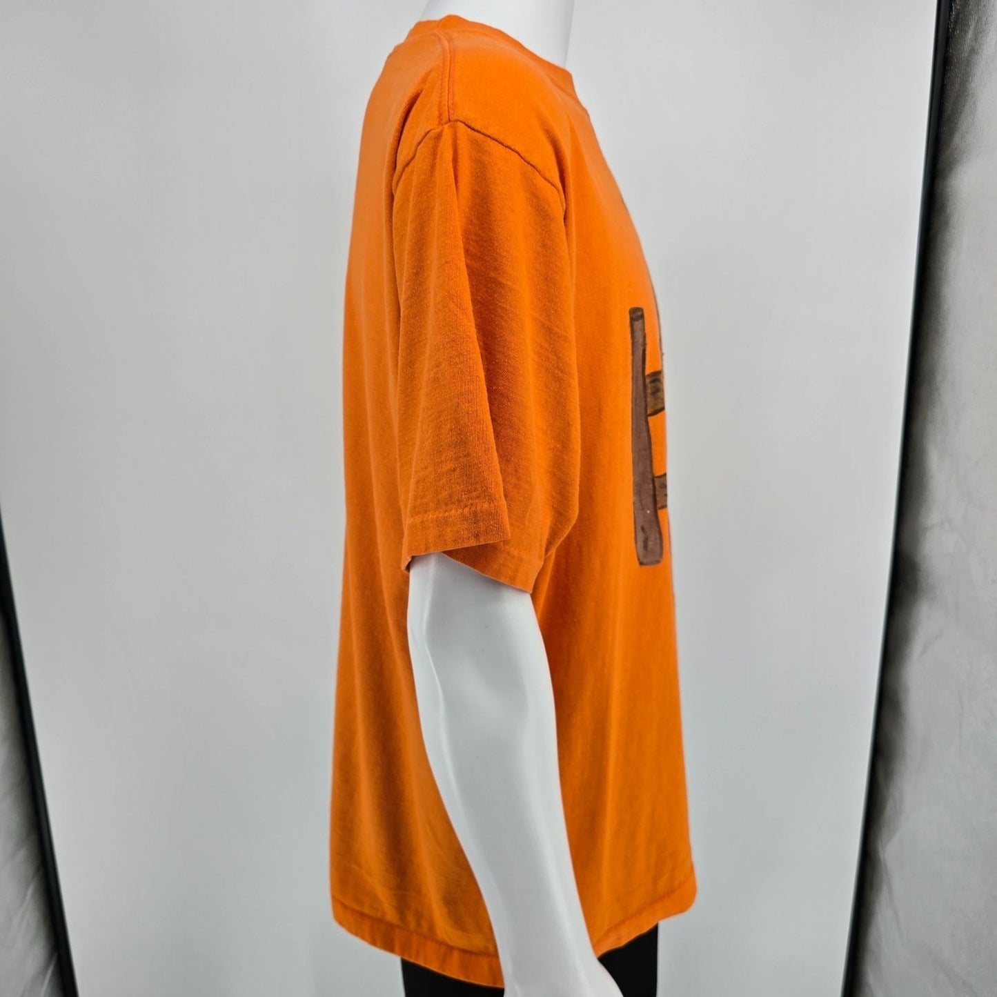 Vintage 1990s Orange Scarecrow & Pumpkin Fall/Halloween Pocket T-Shirt (XL/XXL)
