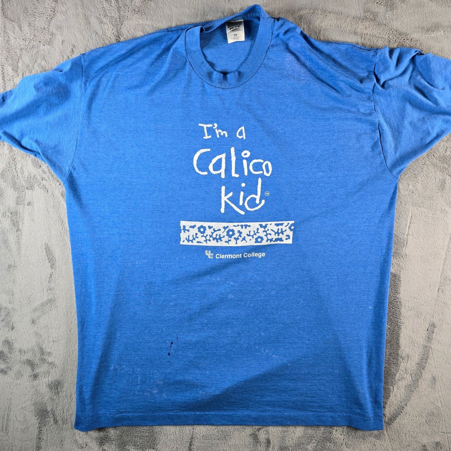 Vintage 1990s FOTL UC Clermont College Ohio "I'm a Calico Kid" T-Shirt (2XL)