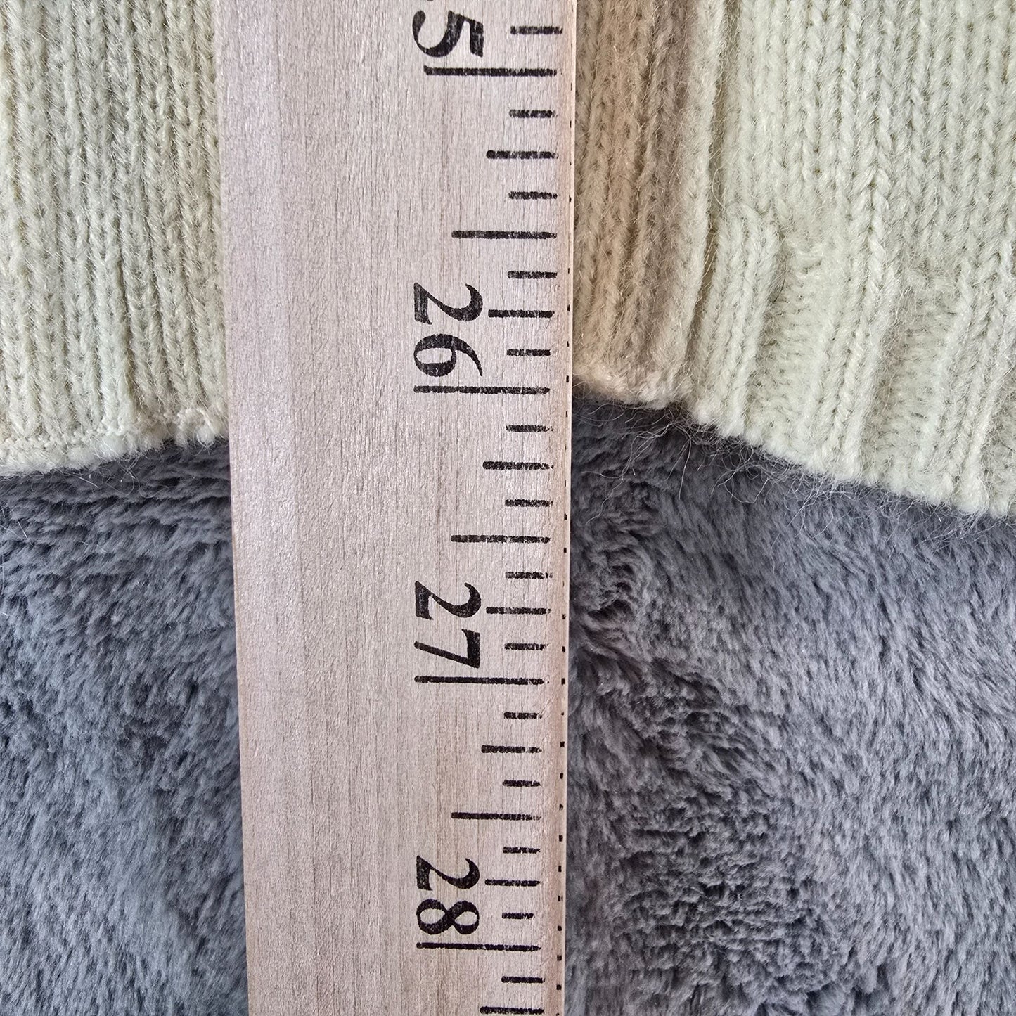 Vintage 1970s Unbranded Cream Knit Open-Front Belted Cardigan Sweater (L)