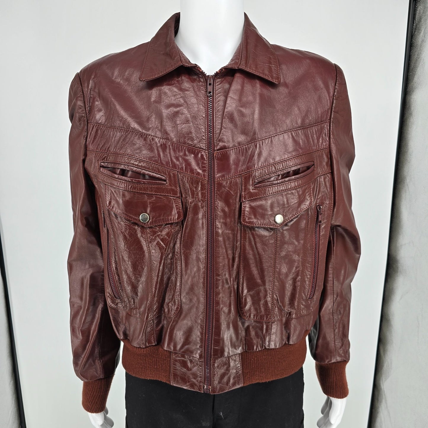 Vintage 1980s Berman's Pile Lined Oxblood/Burgundy Leather Bomber Jacket (L)