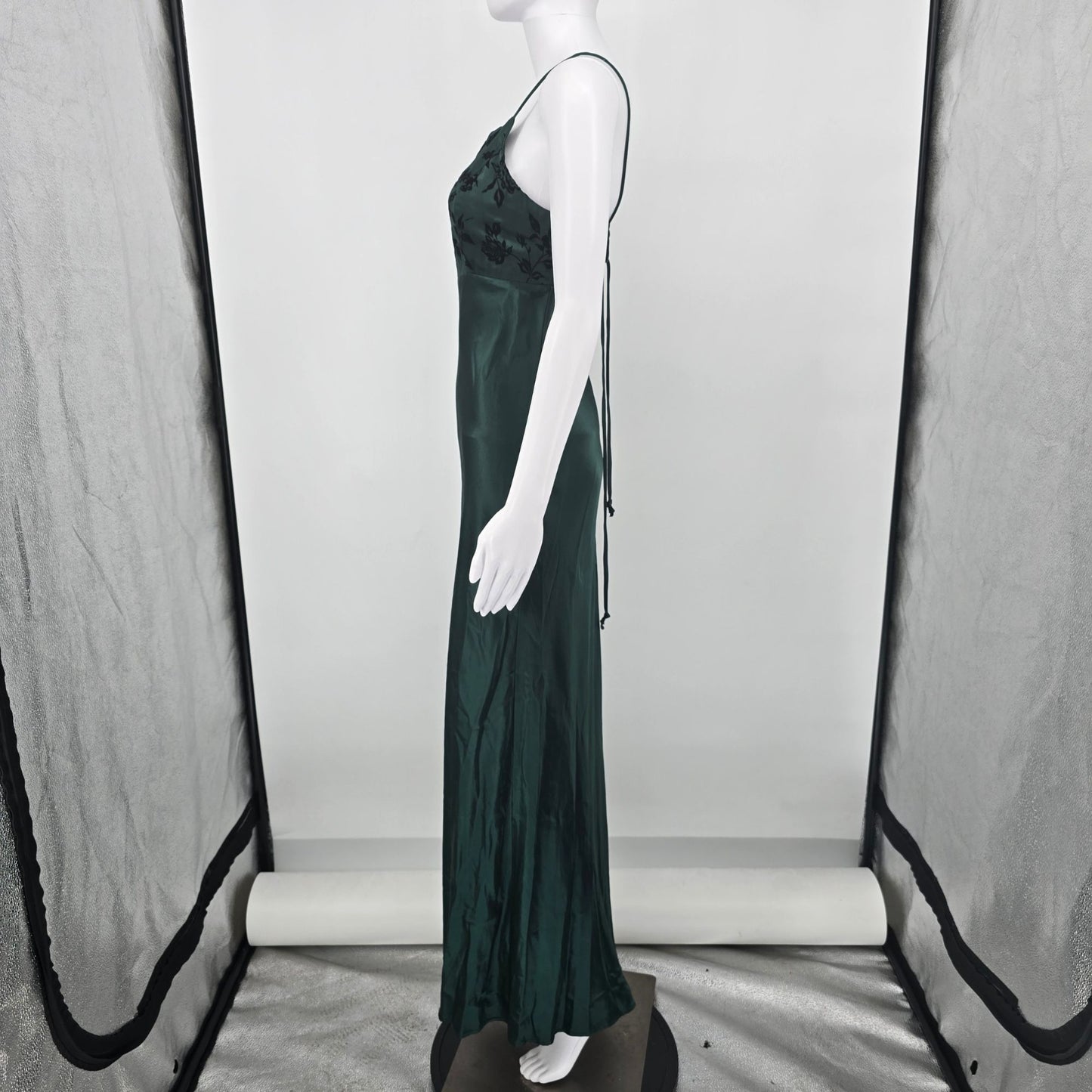 Vintage 1990s Maurices Green Satin Flocked Rose Whimsigoth Prom Dress (0/XS)