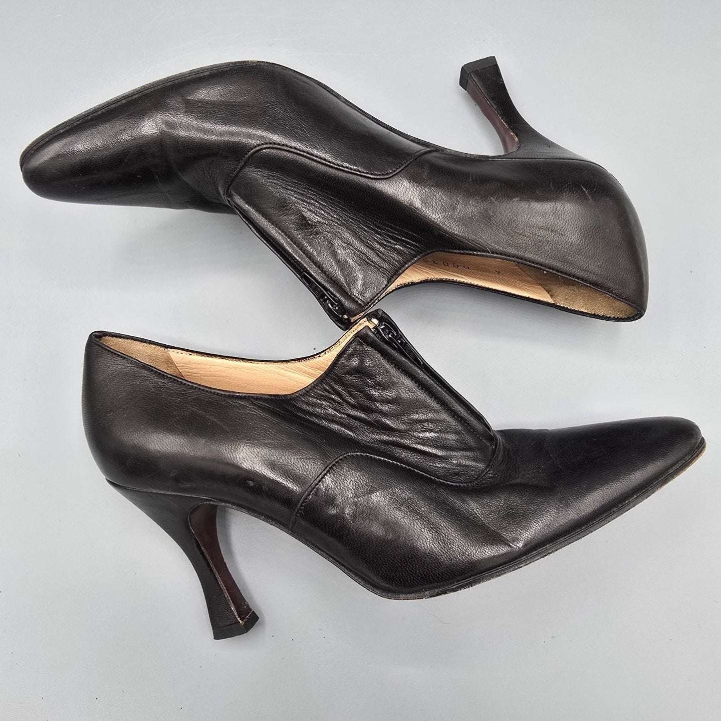 Vintage 1980s Maud Frizon Paris Black Leather Zip-Front Ankle Pumps (7.5B)