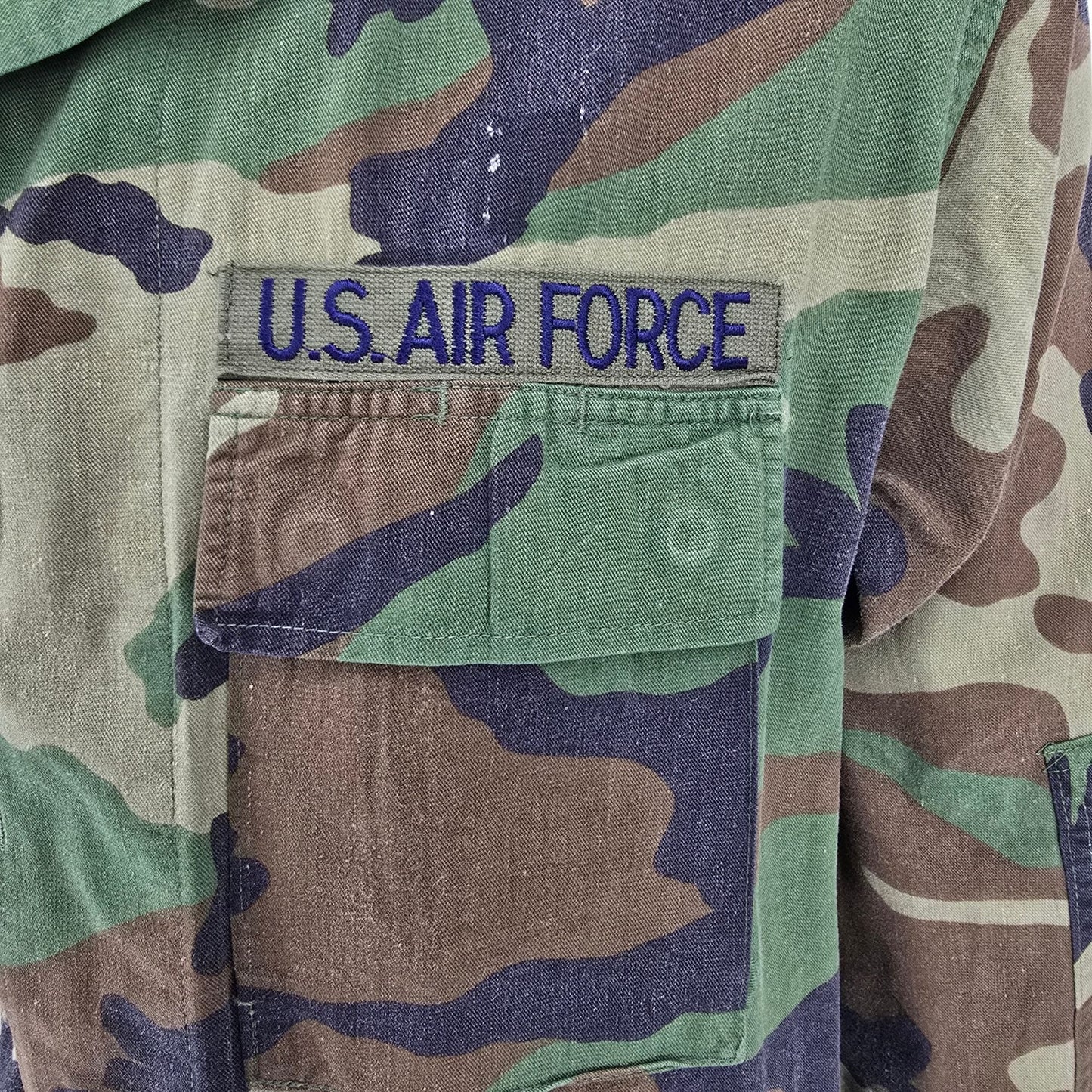 Vintage 1986 U.S. Air Forces in Europe BDU Woodland Camo Pattern Combat Coat (M)