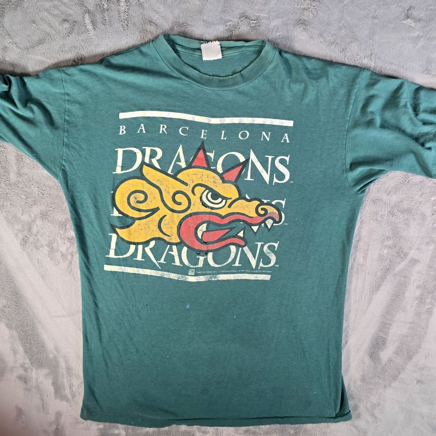 Thrashed Vintage 1990s NFL Europe Barcelona Dragons Single Stitch T-Shirt (L/XL)