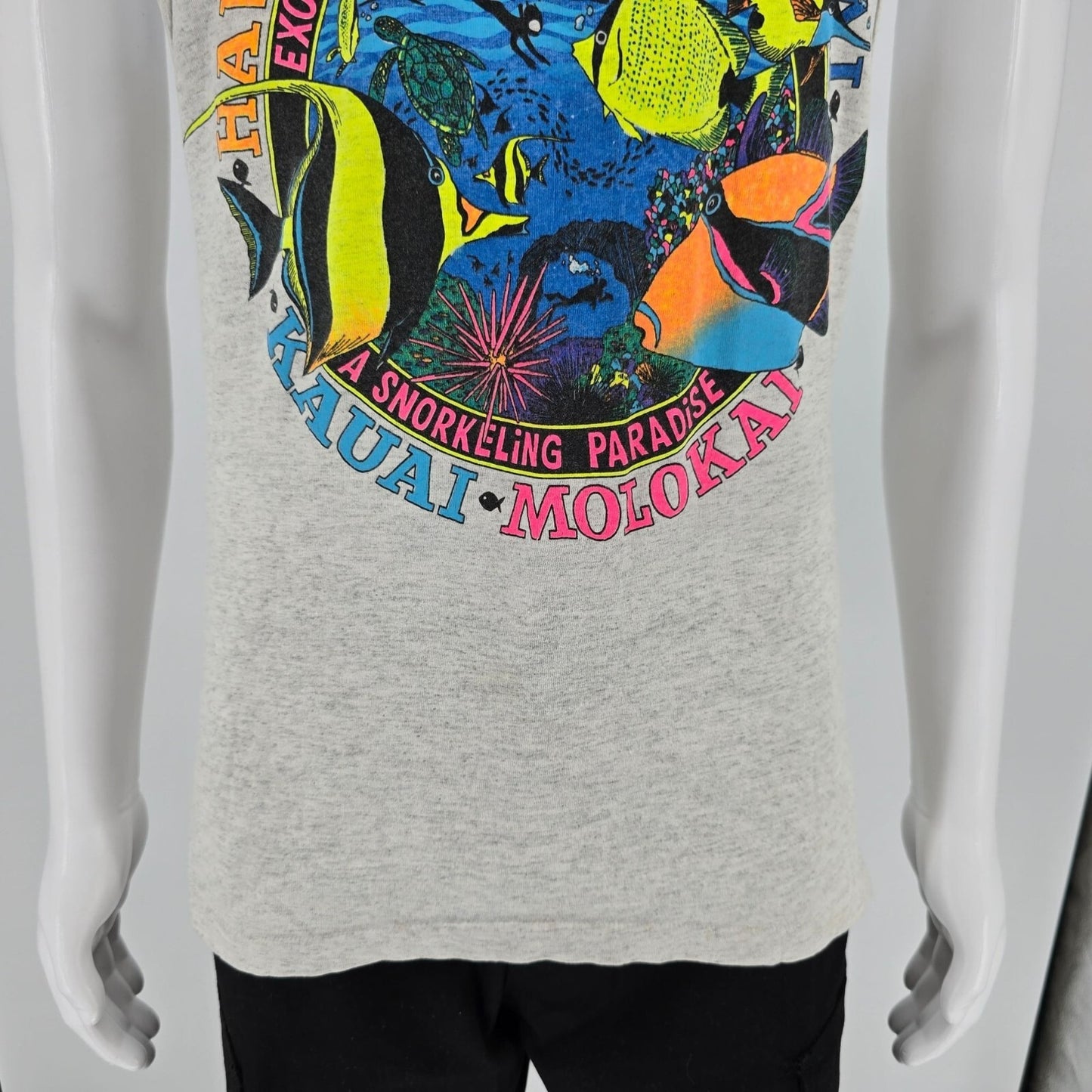 Vintage 1990s Exotic Fishes of the Pacific "A Snorkeling Paradise" Tank Top (S)