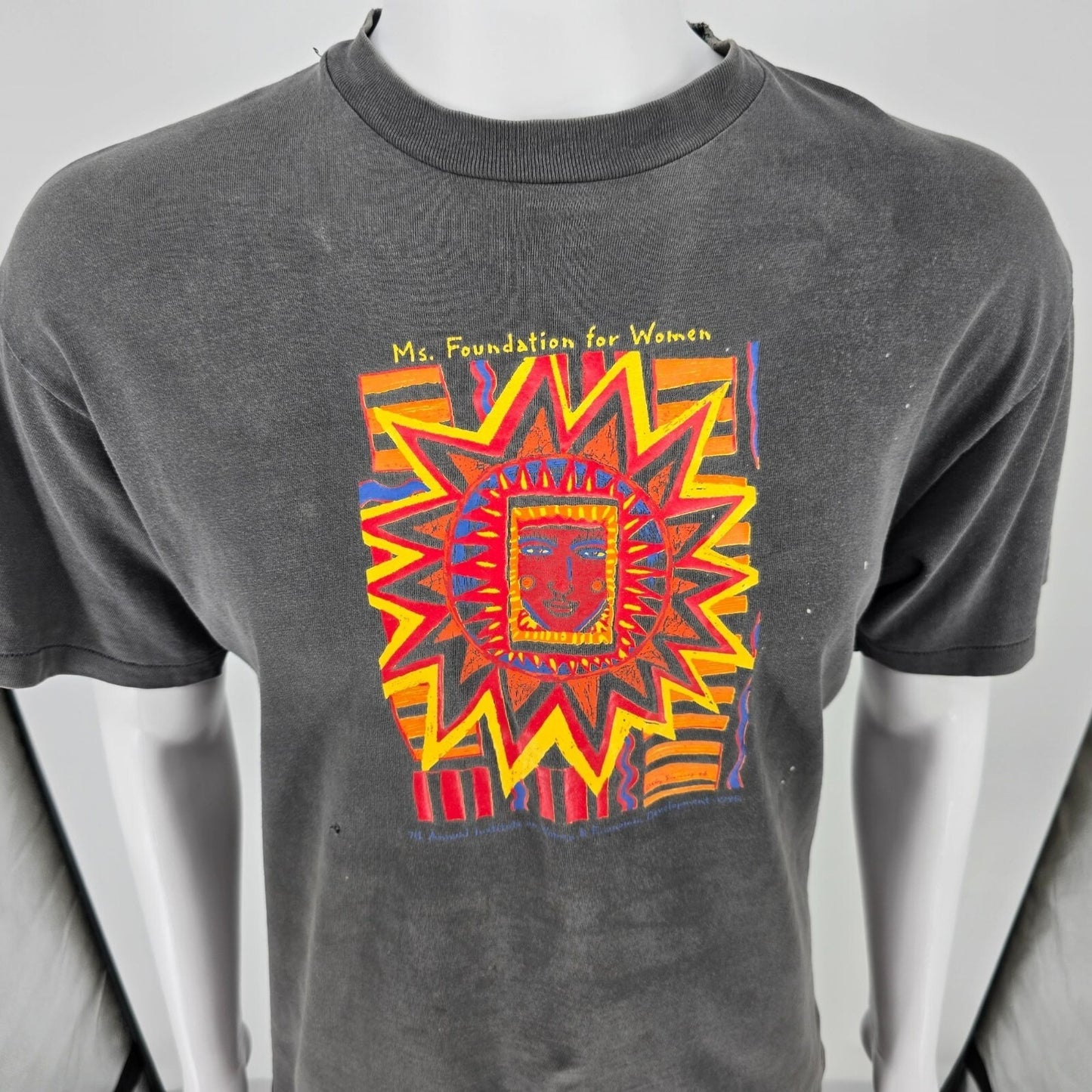 Vintage 1995 Ms. Foundation for Women 7th Annual Institute Sunburst T-Shirt (L)