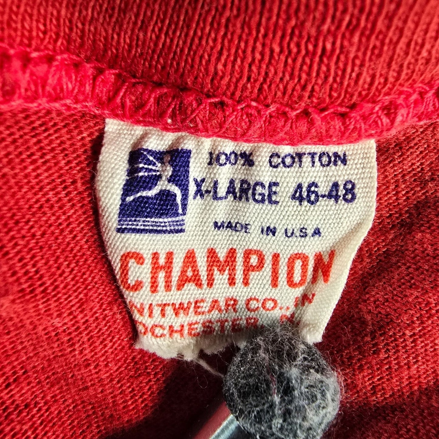 Vintage 1960s Champion Sigma Alpha Epsilon Fraternity V-Neck Sleep Shirt (M/L)