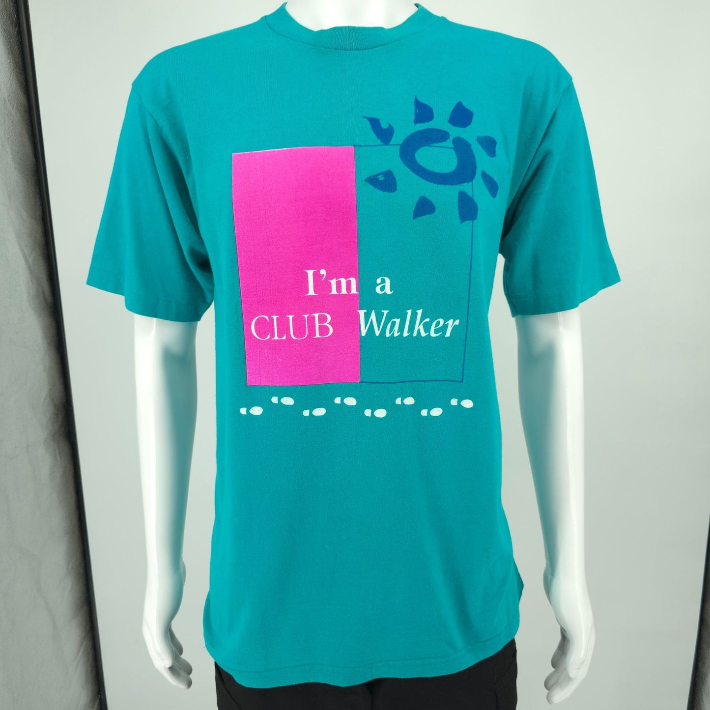 Vintage 1990s Paradise Valley Hospital Plaza Bonita Club Walker T-Shirt (M/L)