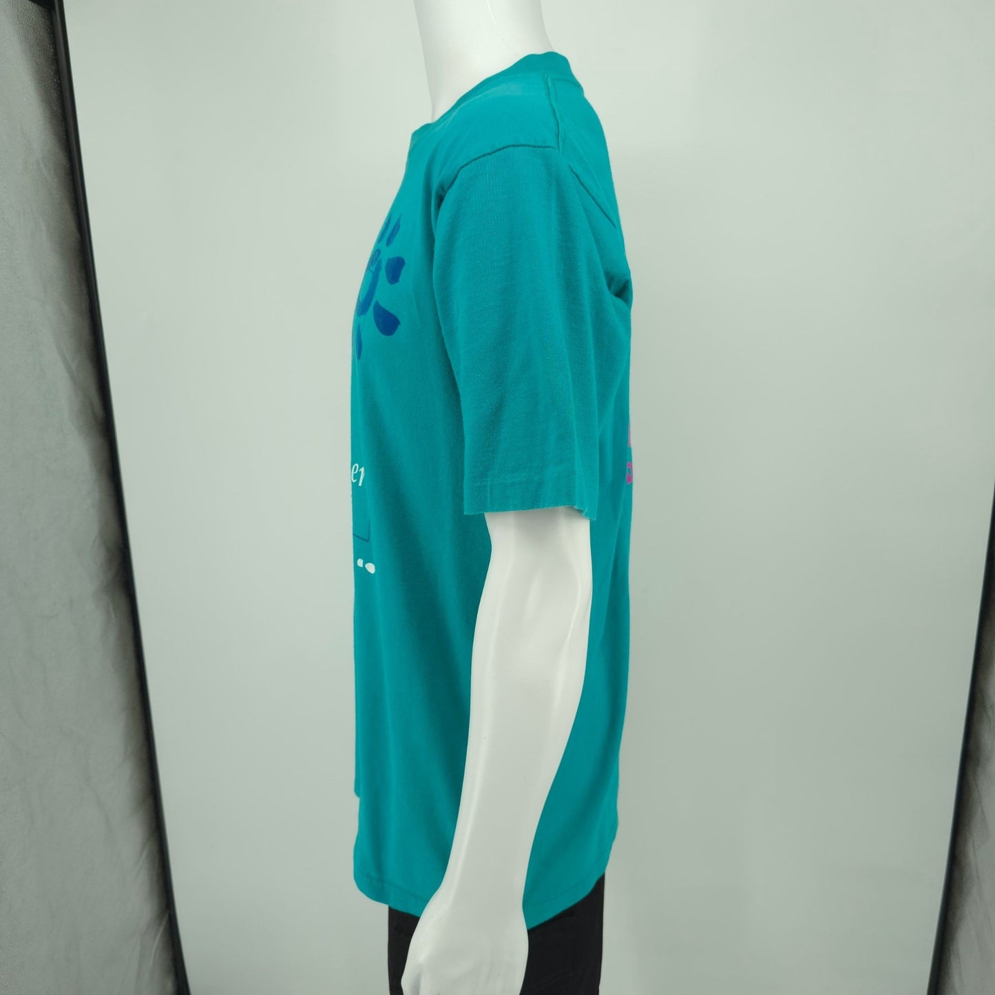 Vintage 1990s Paradise Valley Hospital Plaza Bonita Club Walker T-Shirt (M/L)
