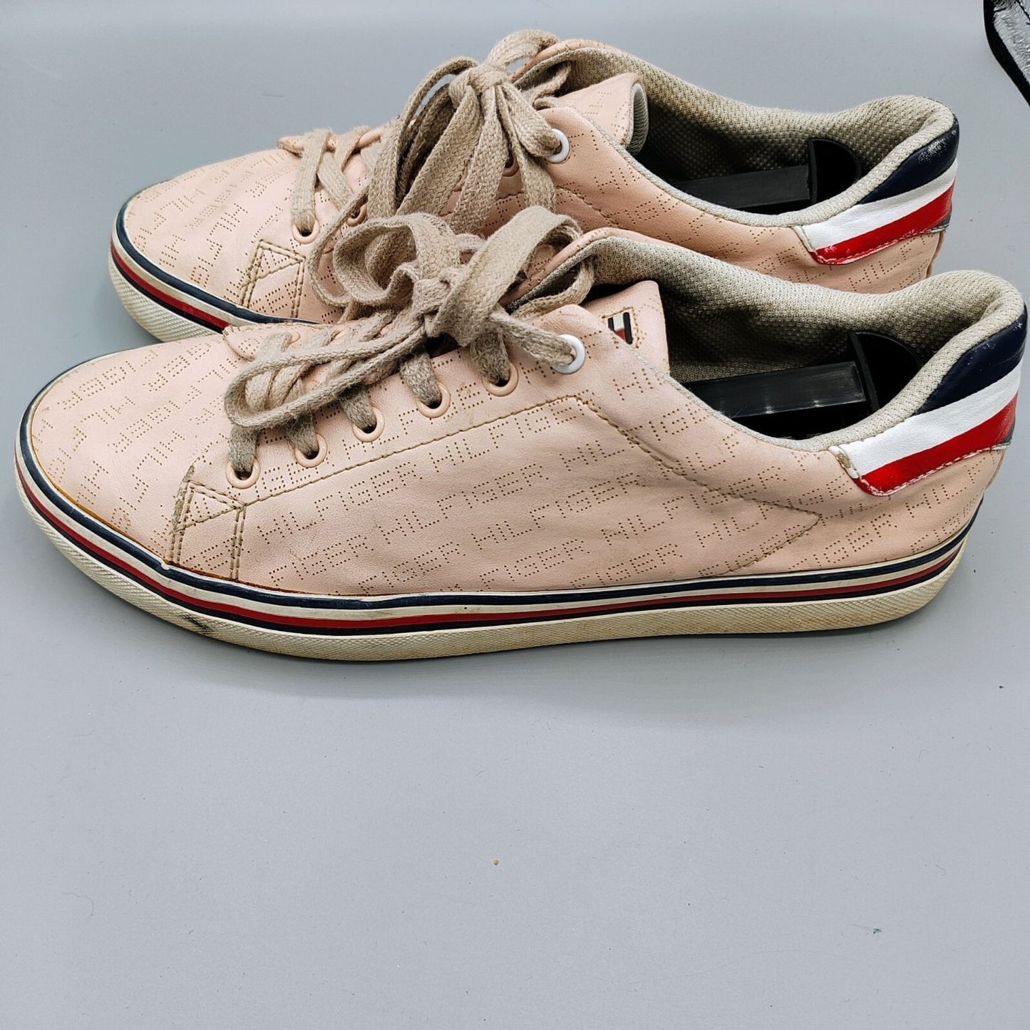 Tommy Hilfiger Women's Falcor Lingerie Pink Faux Leather Low Top Sneakers  (9M)