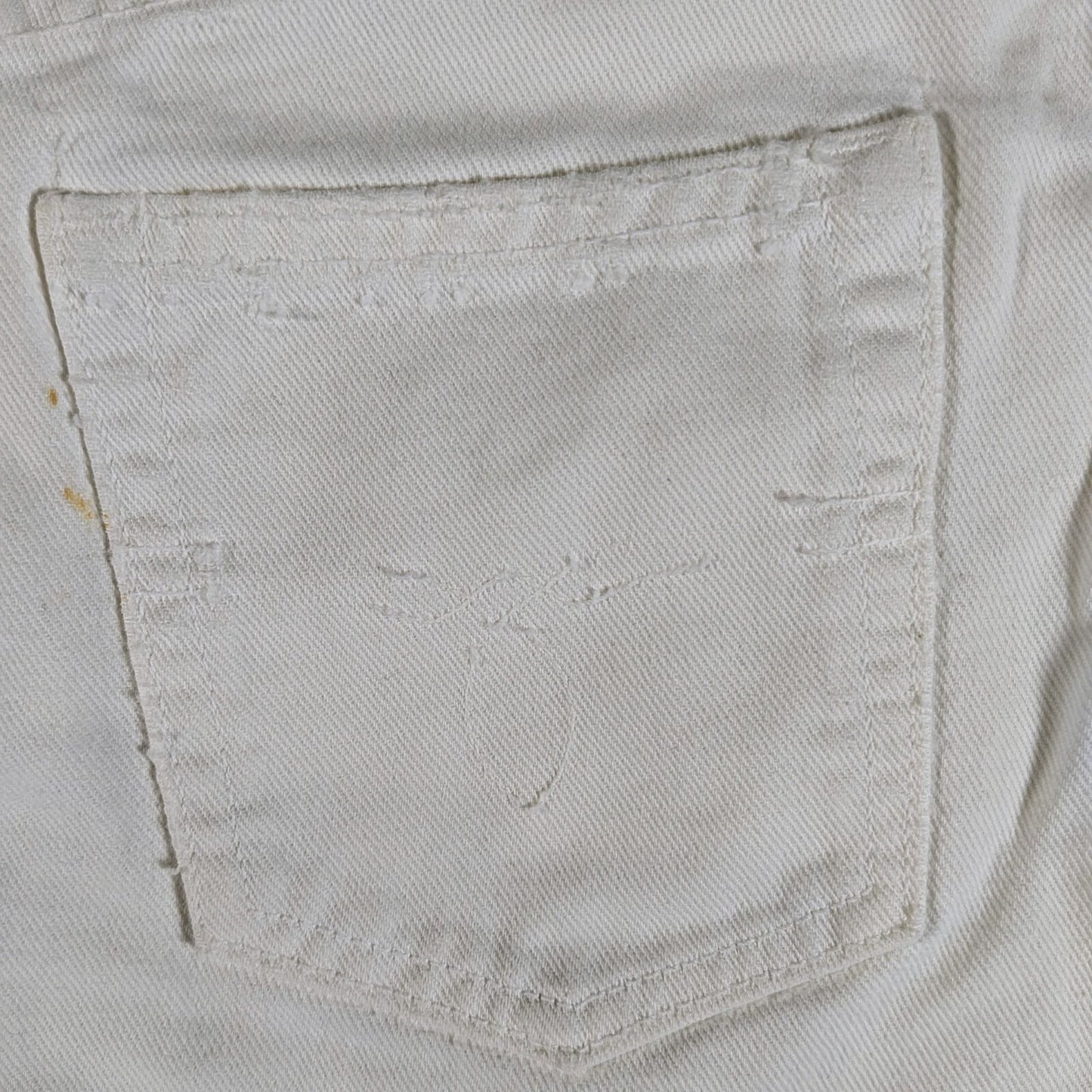 Just USA Authentic Jeanswear Women's  White Denim Shorts (M) *Fair Condition*
