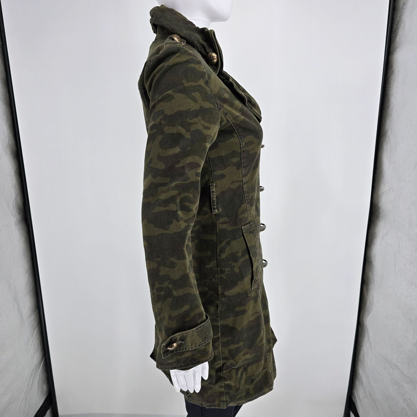 2010s BB Dakota Women's Green Camouflage Military-Style Clasp Front Coat (XS)