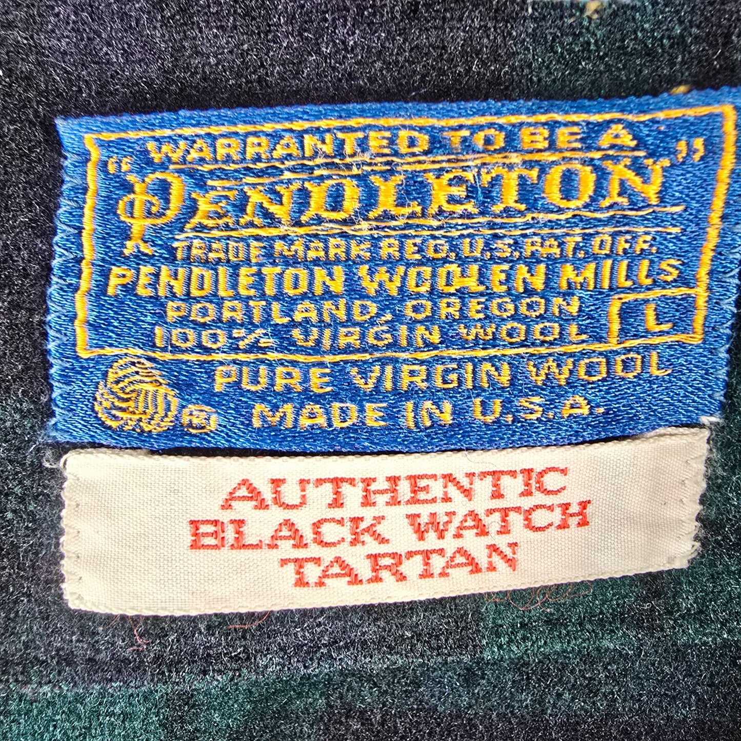 Vintage 1970s Pendleton Black Watch Tartan Virgin Wool Belted Robe (L) *Flaw