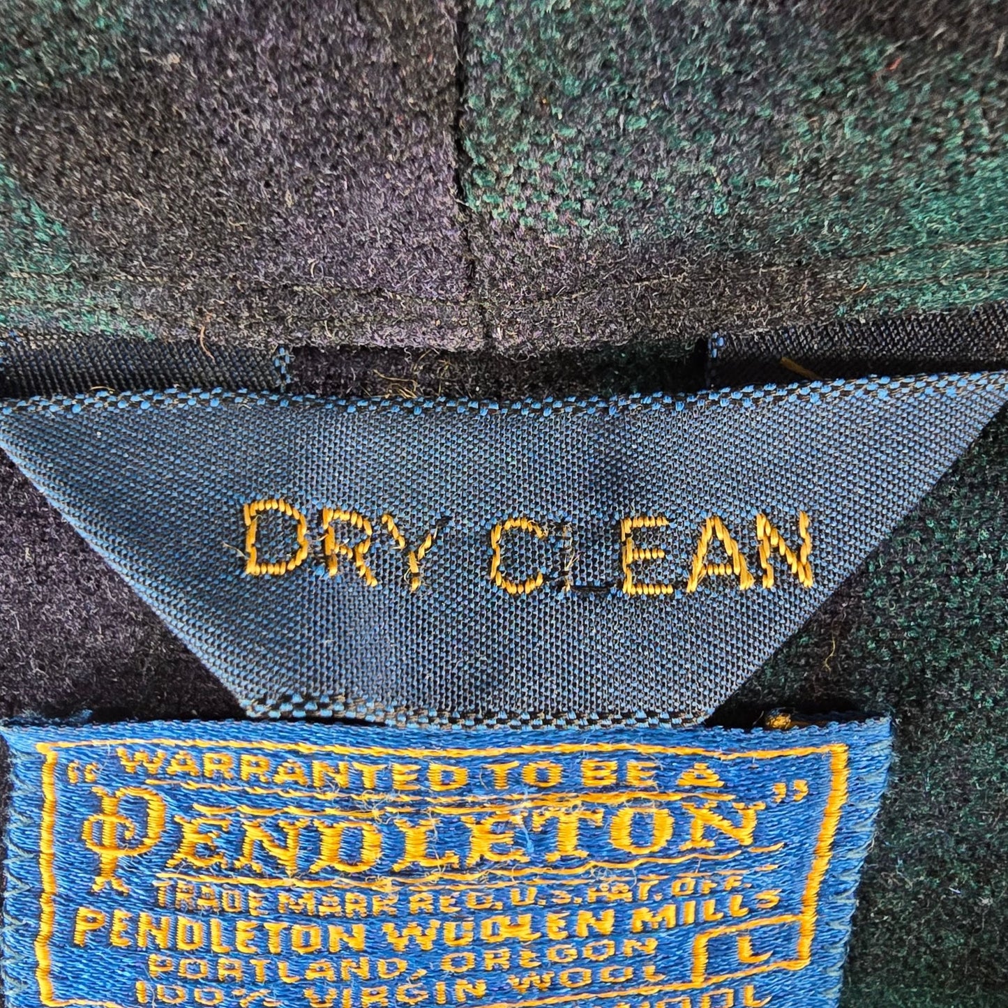 Vintage 1970s Pendleton Black Watch Tartan Virgin Wool Belted Robe (L) *Flaw