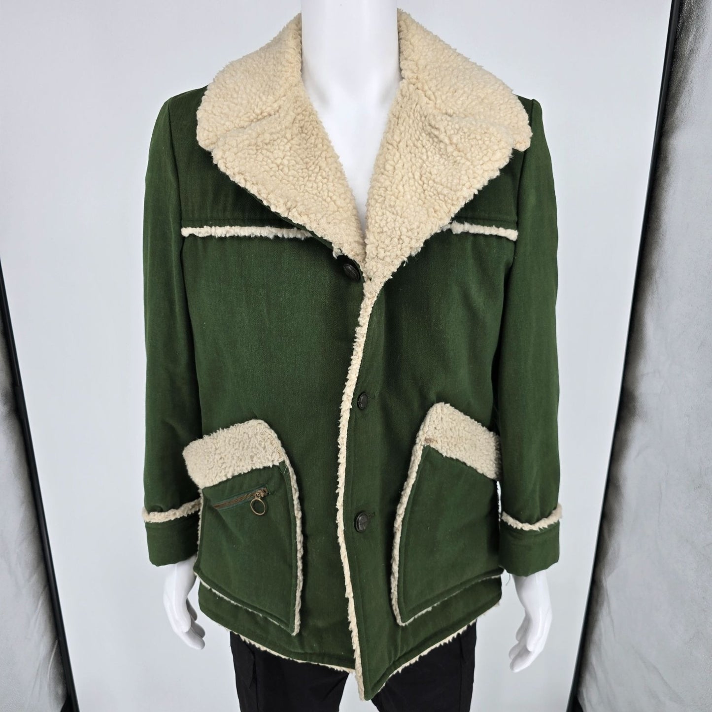 Vintage 1970s JC Penney Mens Green Sherpa-Lined Winter Western Rancher Coat (M)