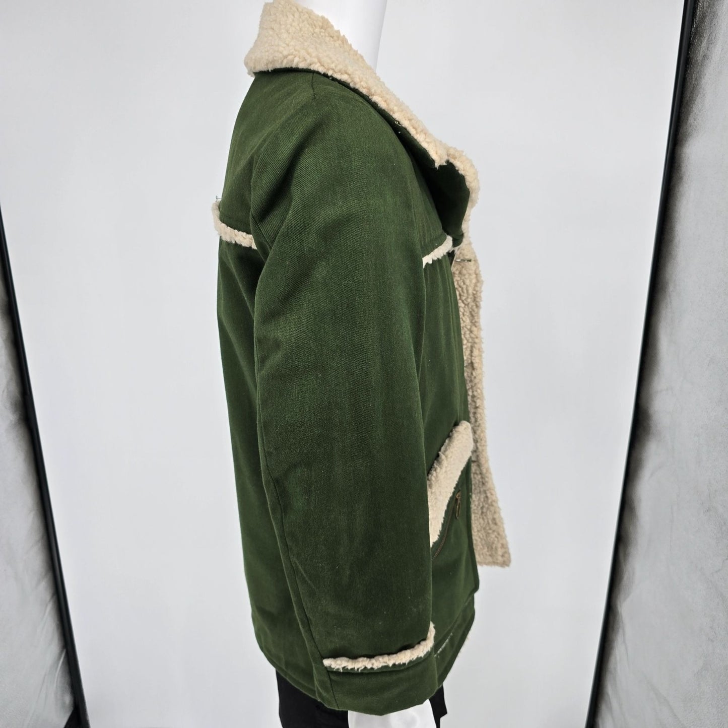 Vintage 1970s JC Penney Mens Green Sherpa-Lined Winter Western Rancher Coat (M)