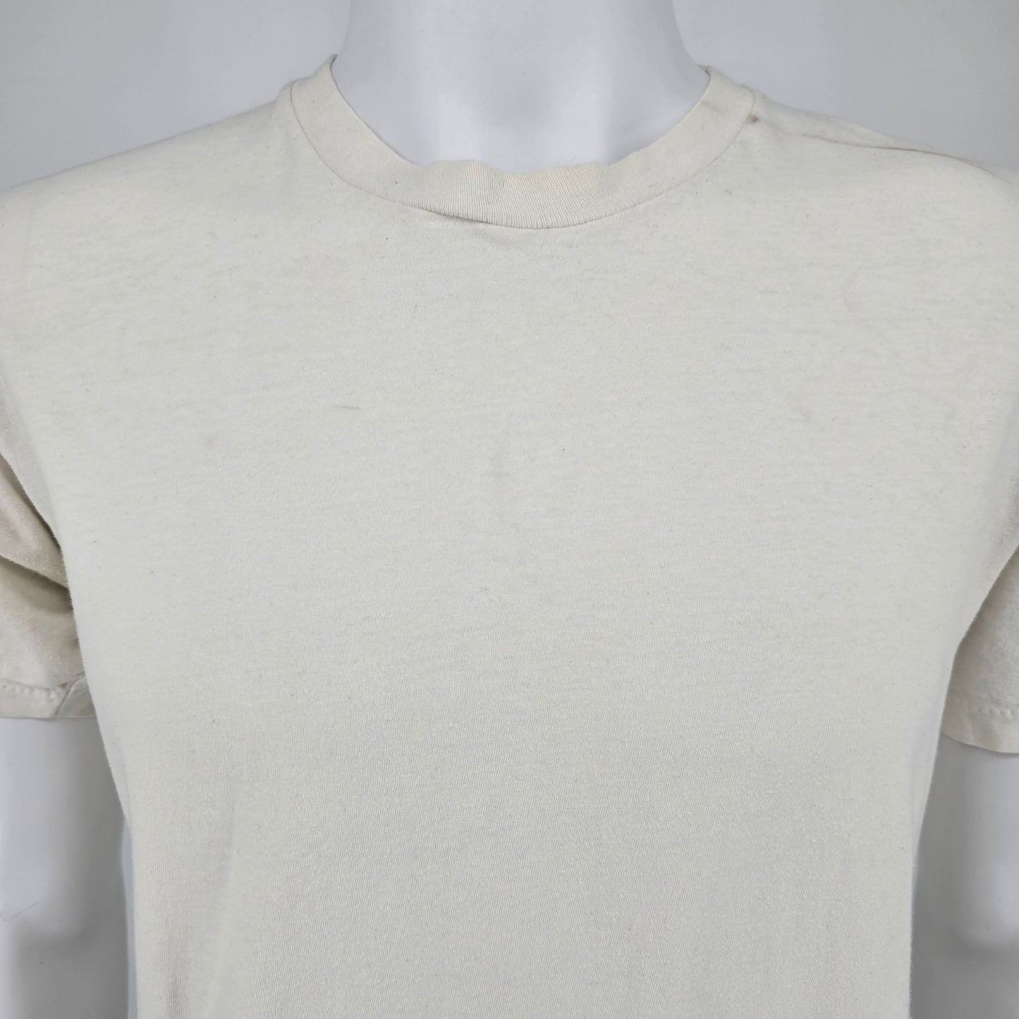 Vintage 1990s Hanes Classics Single Stitch White/Off-White Blank T-Shirt (L)