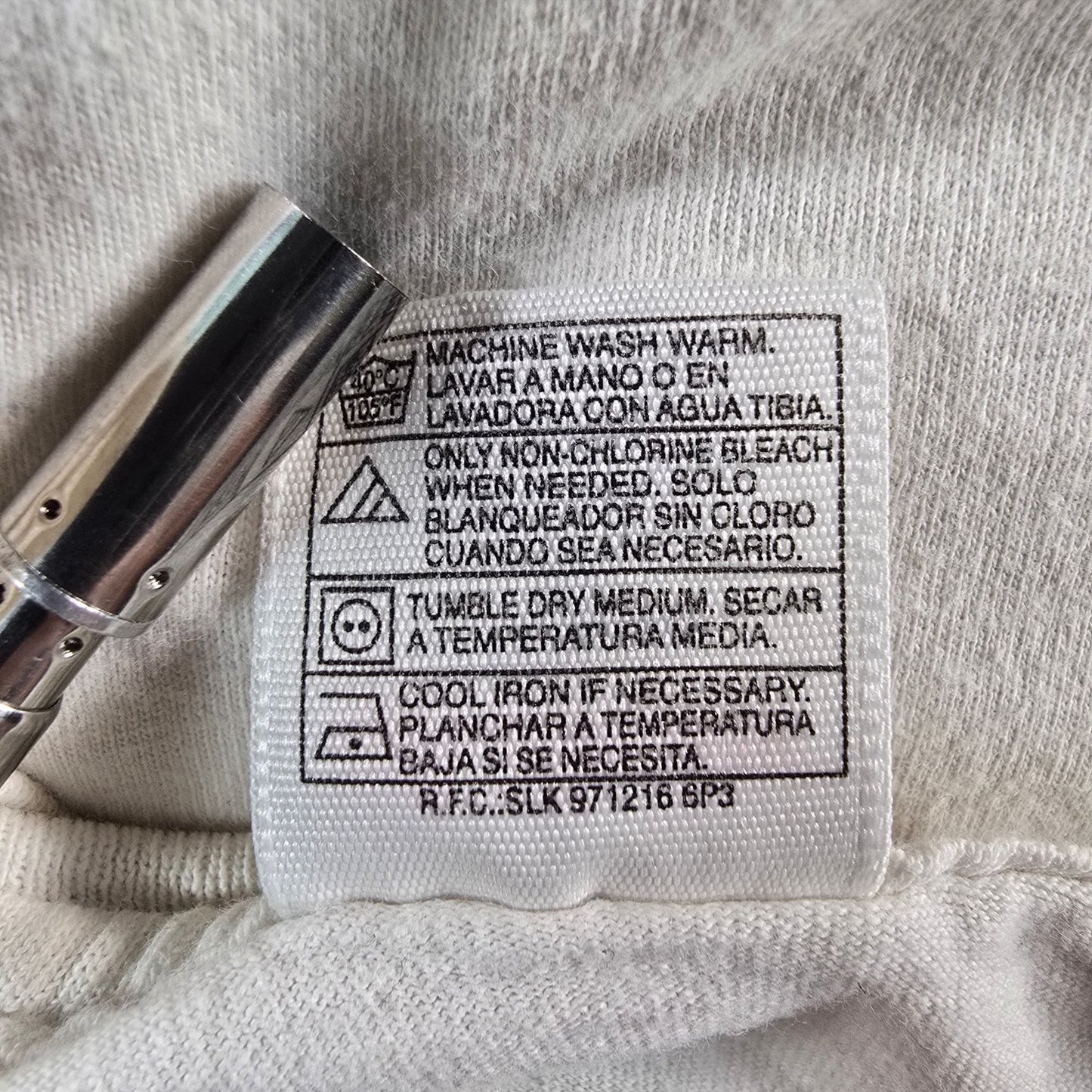 Vintage 1990s Hanes Classics Single Stitch White/Off-White Blank T-Shirt (L)