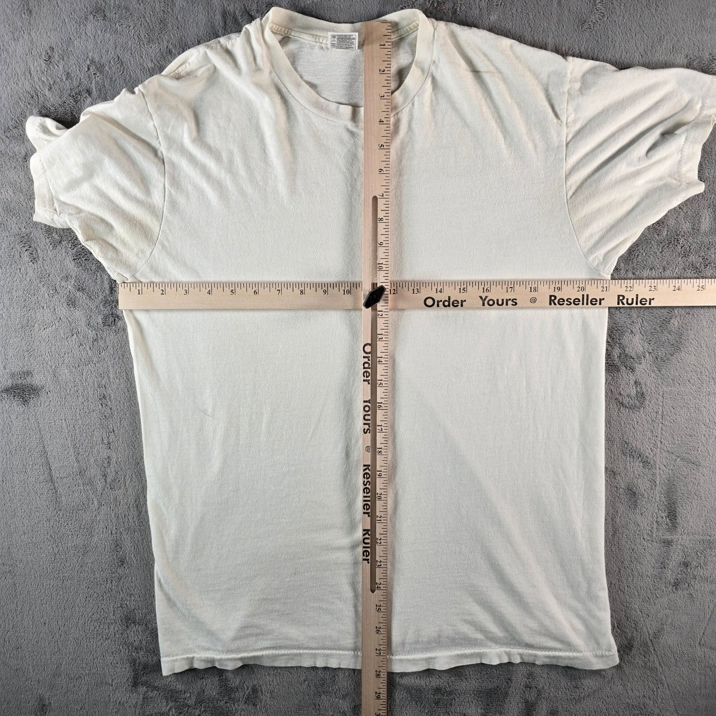 Vintage 1990s Hanes Classics Single Stitch White/Off-White Blank T-Shirt (L)