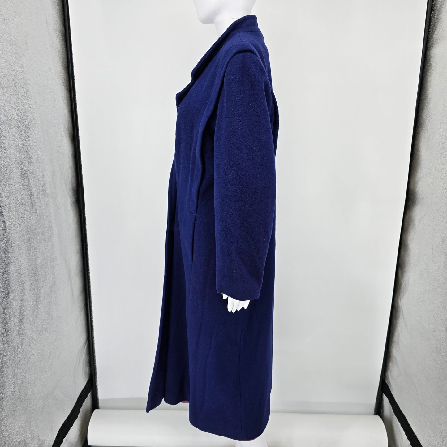 Vintage 1980s Distressed Forecaster of Boston Navy Blue Wool Overcoat (L)