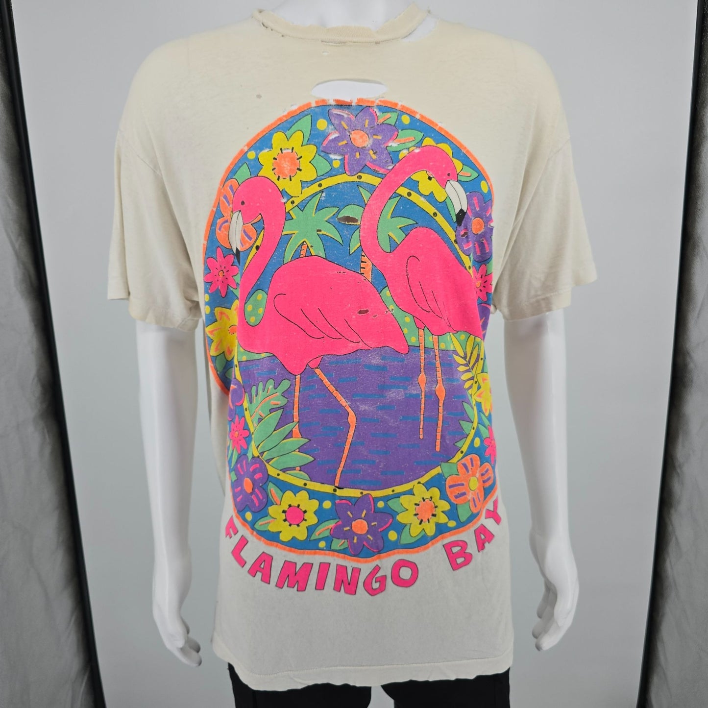 Thrashed Vintage 1980s Screen Stars/Turtle Bay Flamingo Bay T-Shirt (XXL)