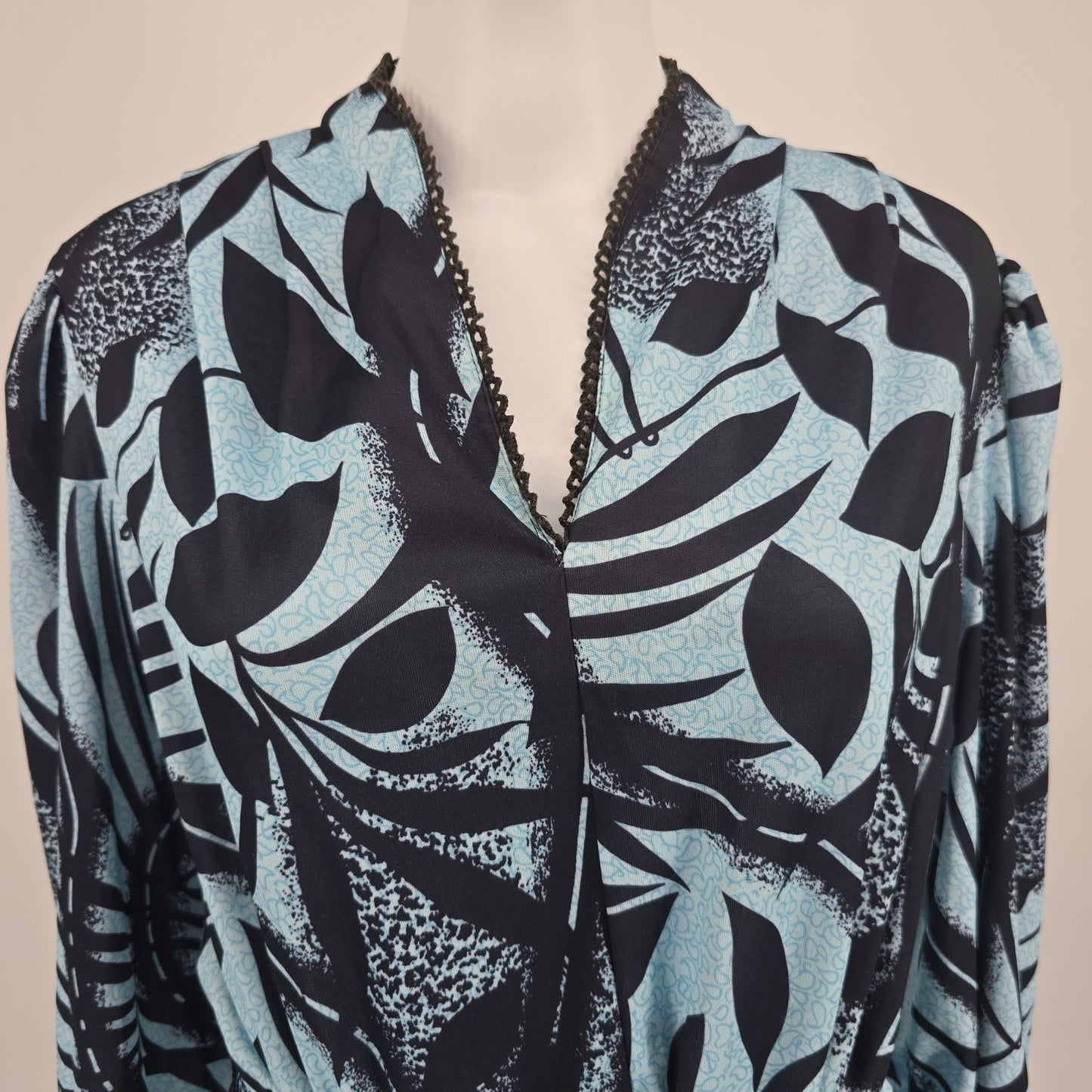 Vintage 1980s Whirlaway Frocks Blue/Black Tropical Leaf Print Day Dress (16/XL)