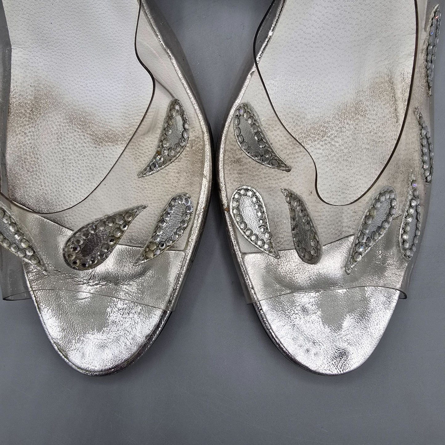Vintage 1970s/1980s John Jerro Rhinestone Paisley Slingback Disco Heels (10AA)