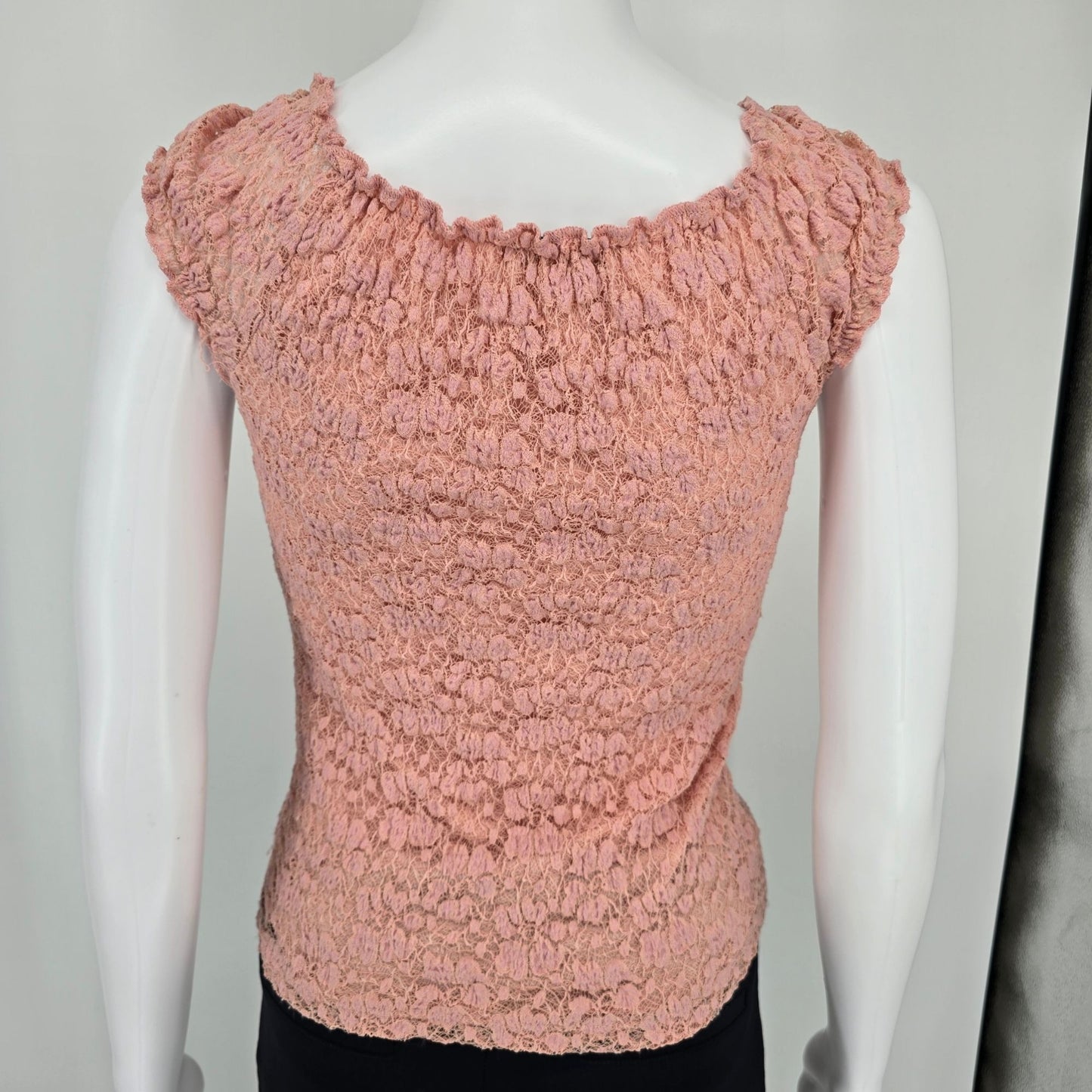 Vintage Y2K Moa Moa Pink Floral Lace Hook Front Stretch Fairy/Coquette Top (M)